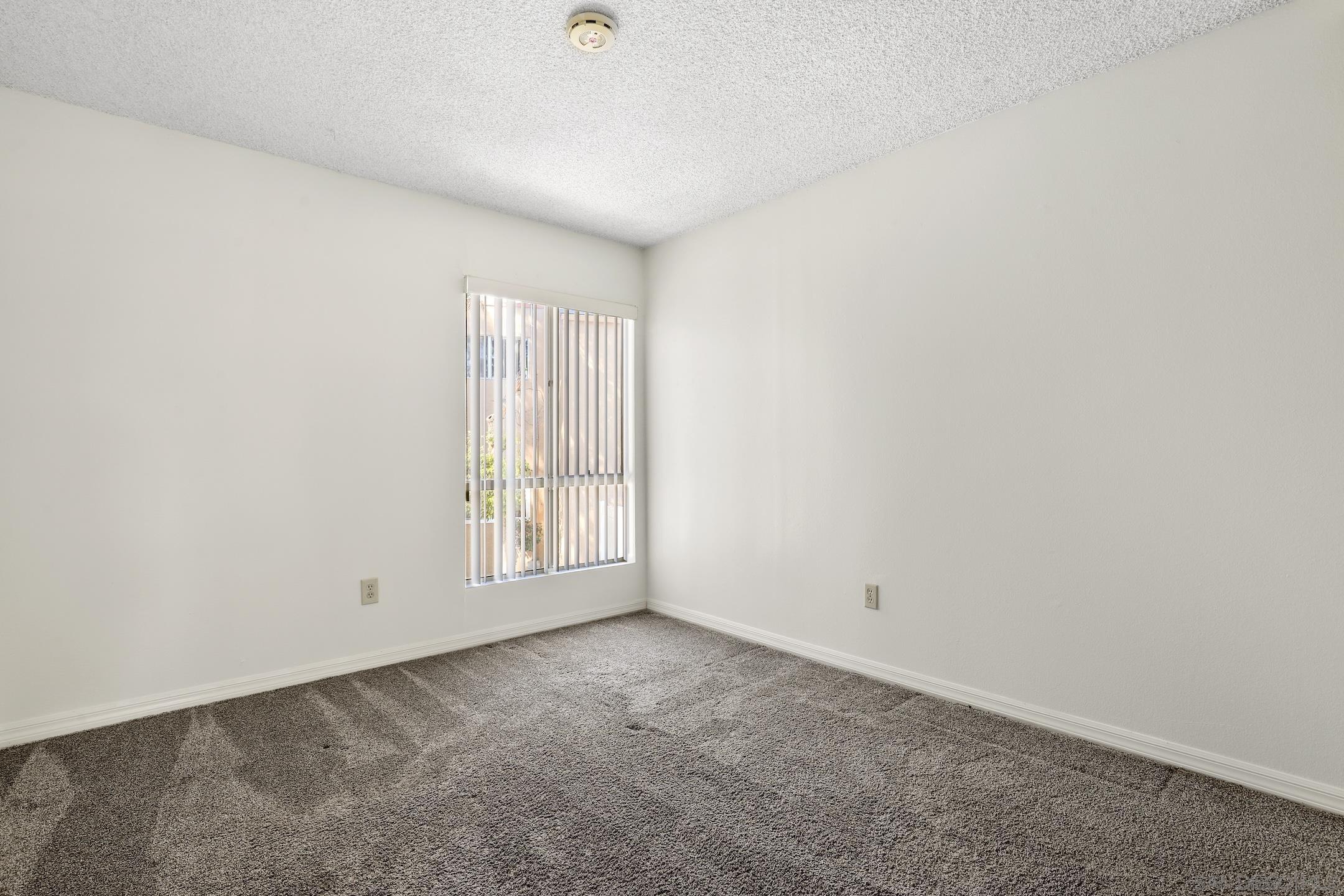 Detail Gallery Image 16 of 29 For 10331  Lindley Ave  #266,  Porter Ranch,  CA 91326 - 3 Beds | 2 Baths