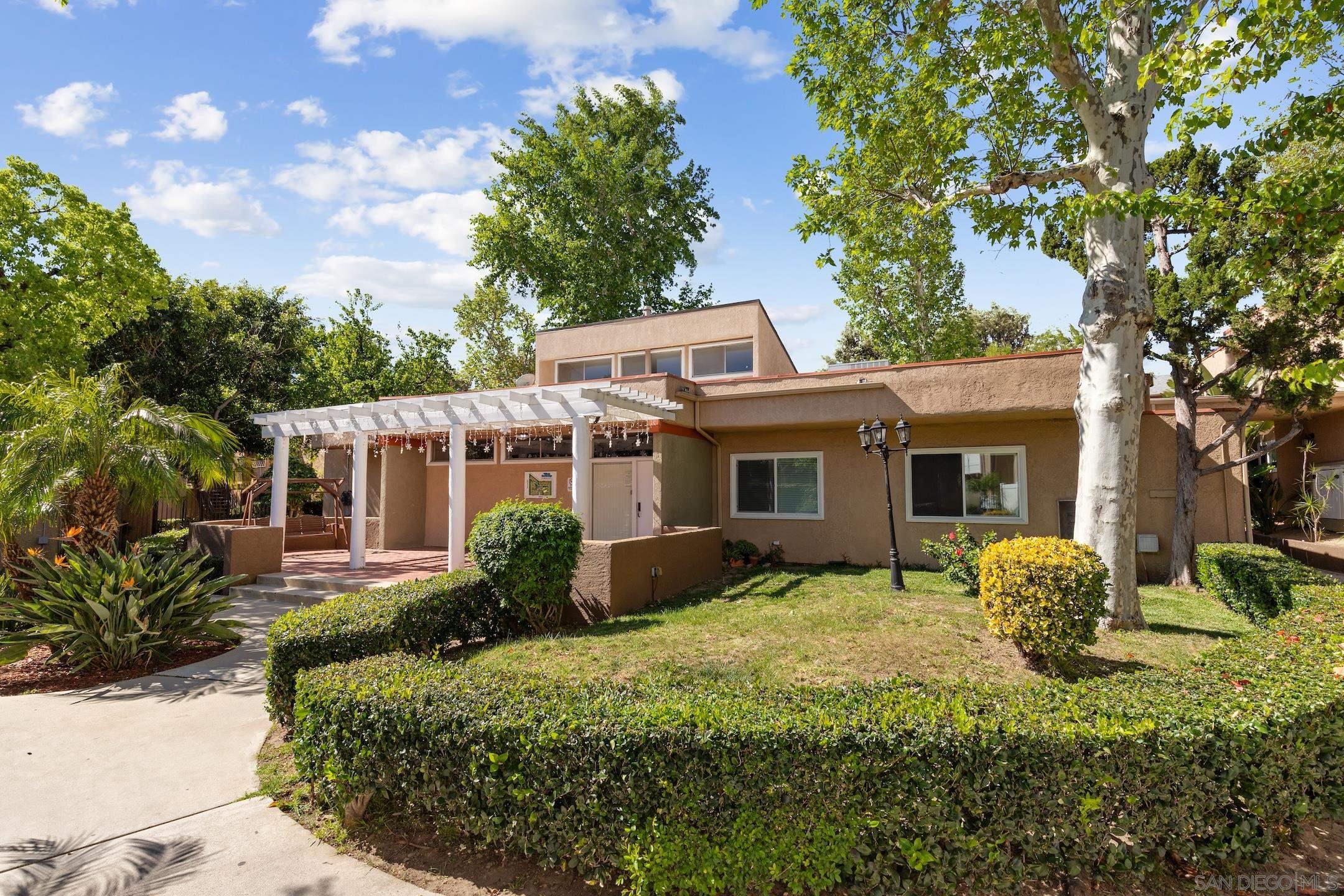 Detail Gallery Image 20 of 29 For 10331  Lindley Ave  #266,  Porter Ranch,  CA 91326 - 3 Beds | 2 Baths