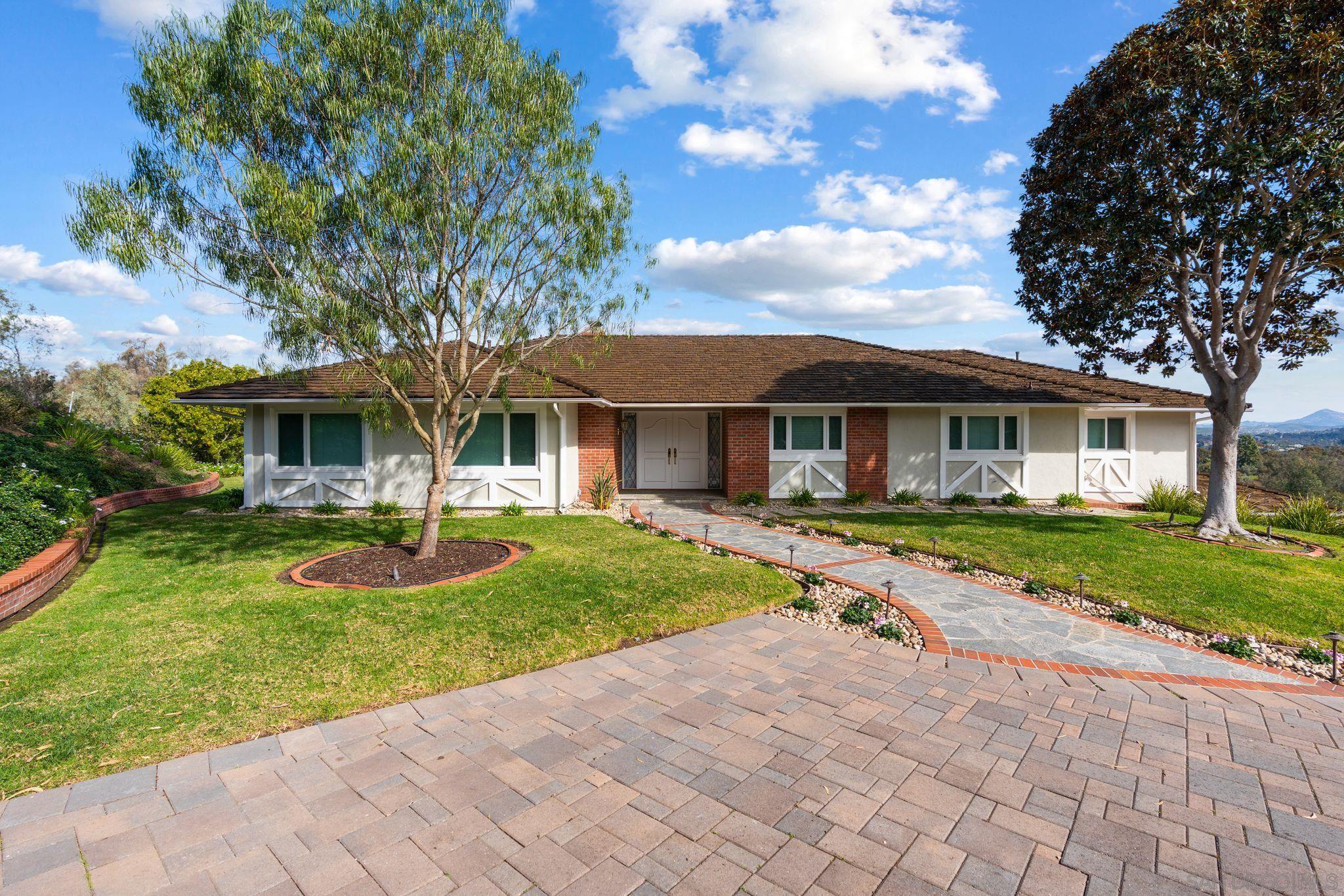 Front Image Thumbnail for SD260005953