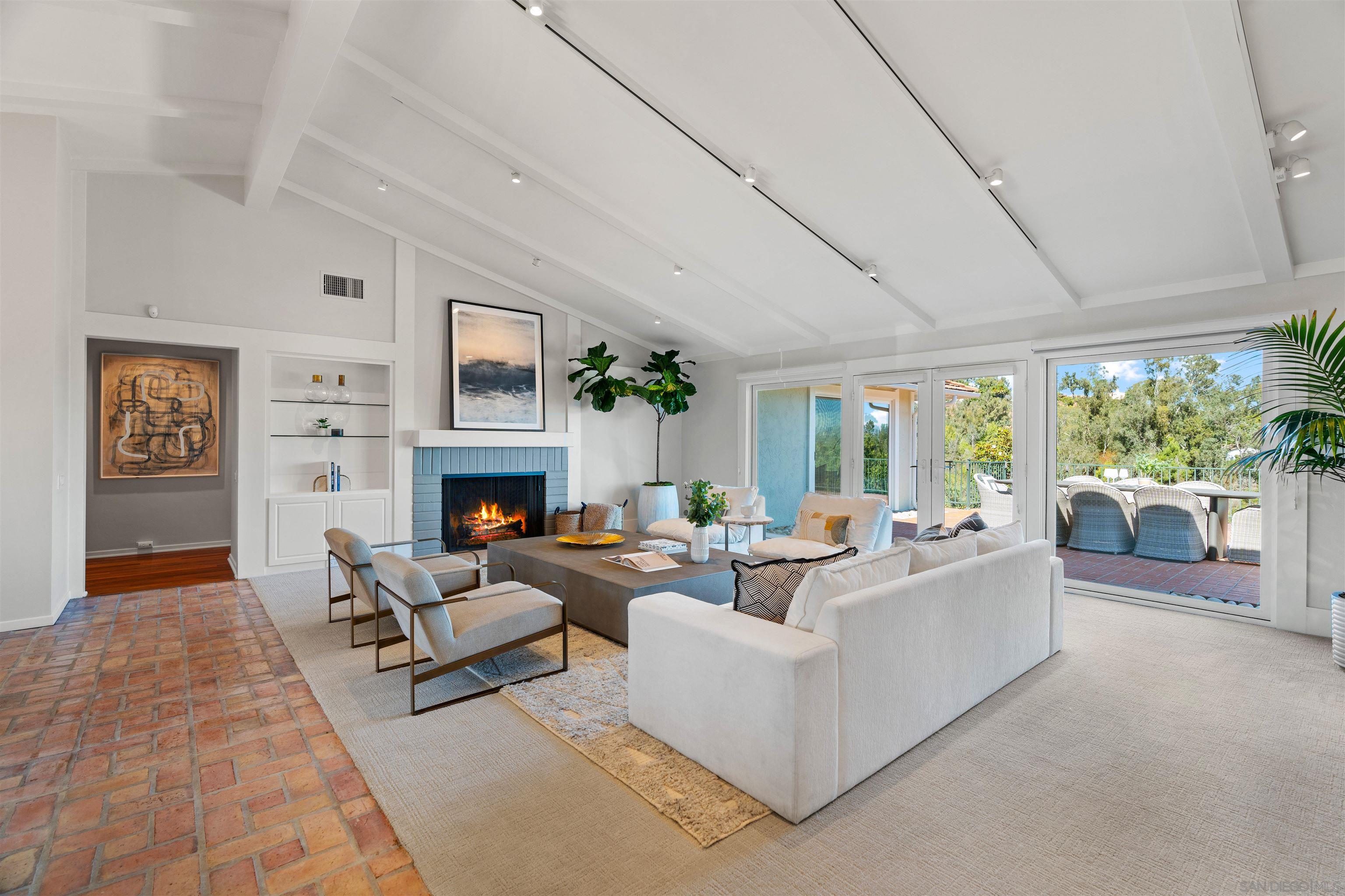 Detail Gallery Image 12 of 53 For 16032  Puerta Del Sol, Rancho Santa Fe,  CA 92067 - 4 Beds | 3 Baths