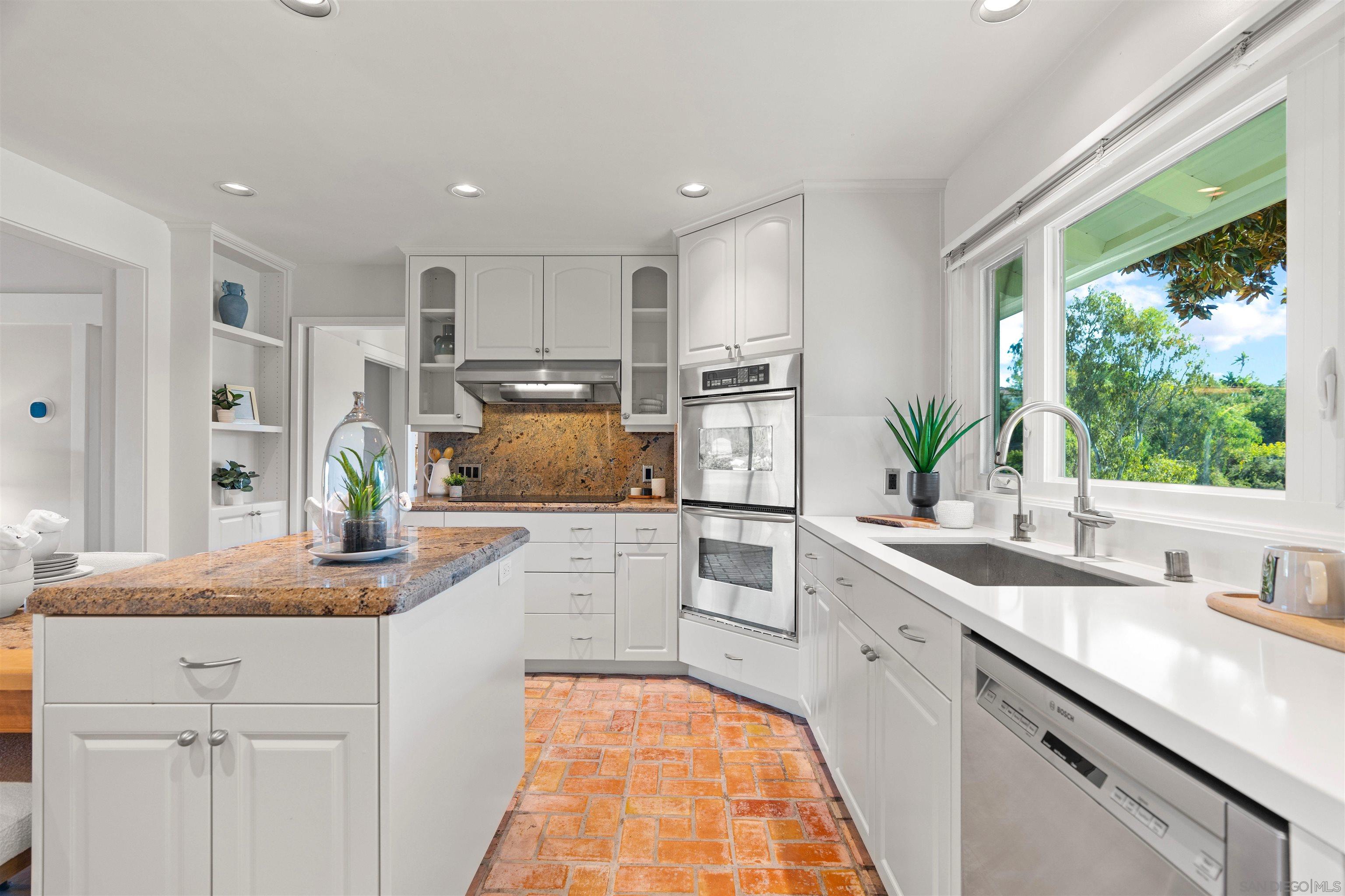 Detail Gallery Image 20 of 53 For 16032  Puerta Del Sol, Rancho Santa Fe,  CA 92067 - 4 Beds | 3 Baths