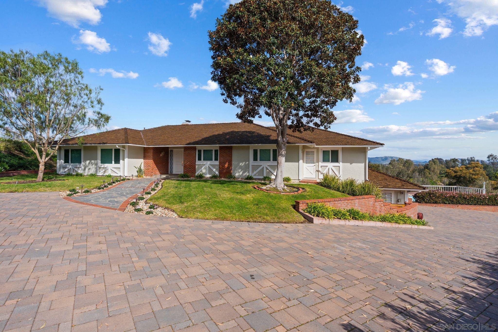 Detail Gallery Image 3 of 53 For 16032  Puerta Del Sol, Rancho Santa Fe,  CA 92067 - 4 Beds | 3 Baths