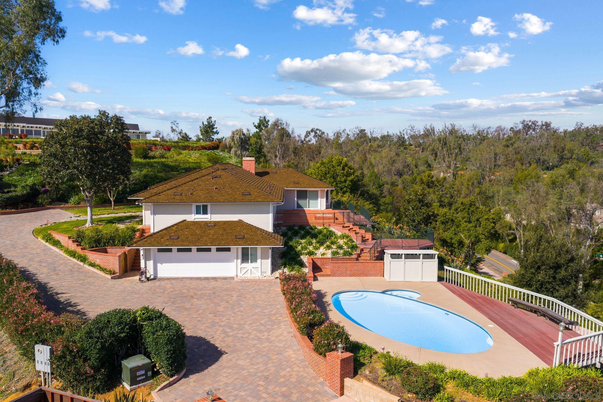 Detail Gallery Image 7 of 53 For 16032  Puerta Del Sol, Rancho Santa Fe,  CA 92067 - 4 Beds | 3 Baths