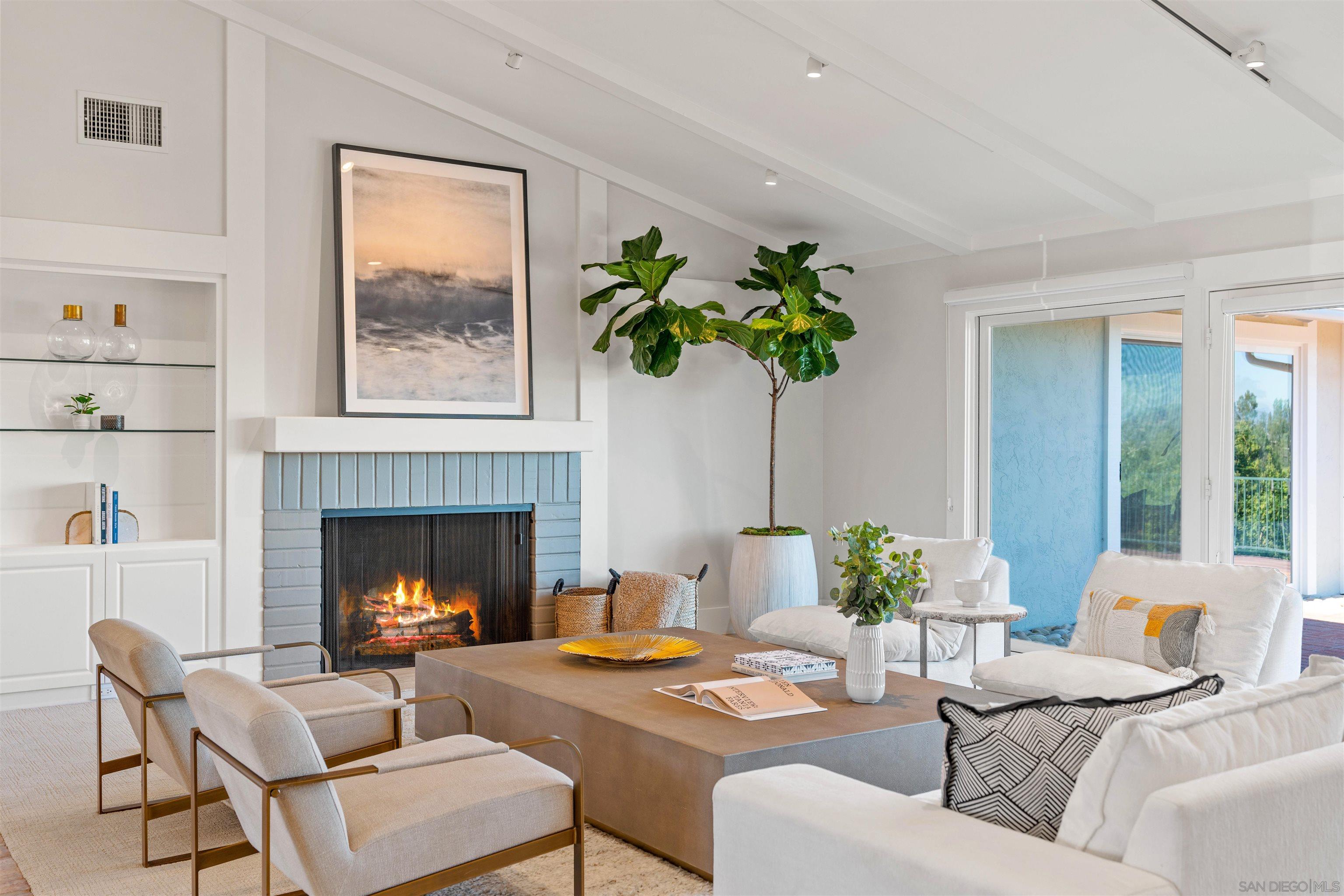 Detail Gallery Image 10 of 53 For 16032  Puerta Del Sol, Rancho Santa Fe,  CA 92067 - 4 Beds | 3 Baths