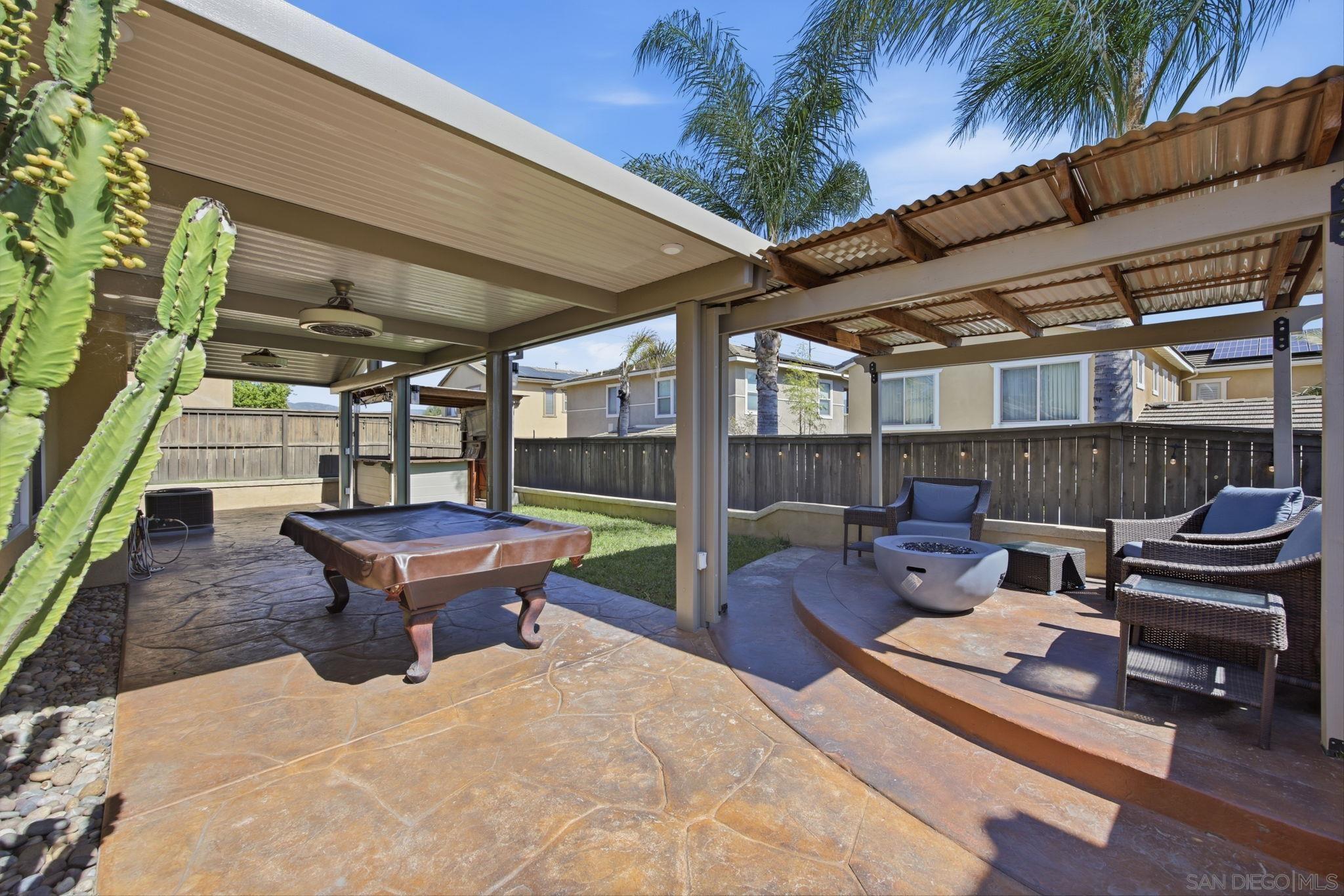 Detail Gallery Image 8 of 51 For 1811  Crossroads, Chula Vista,  CA 91915 - 4 Beds | 3 Baths