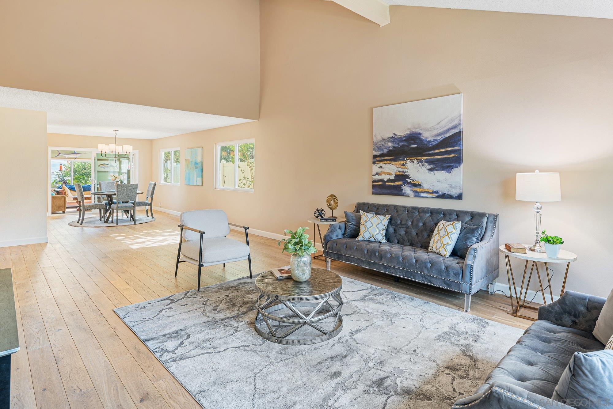 Detail Gallery Image 8 of 55 For 7945  Shadow Hill Dr, La Mesa,  CA 91941 - 3 Beds | 2 Baths