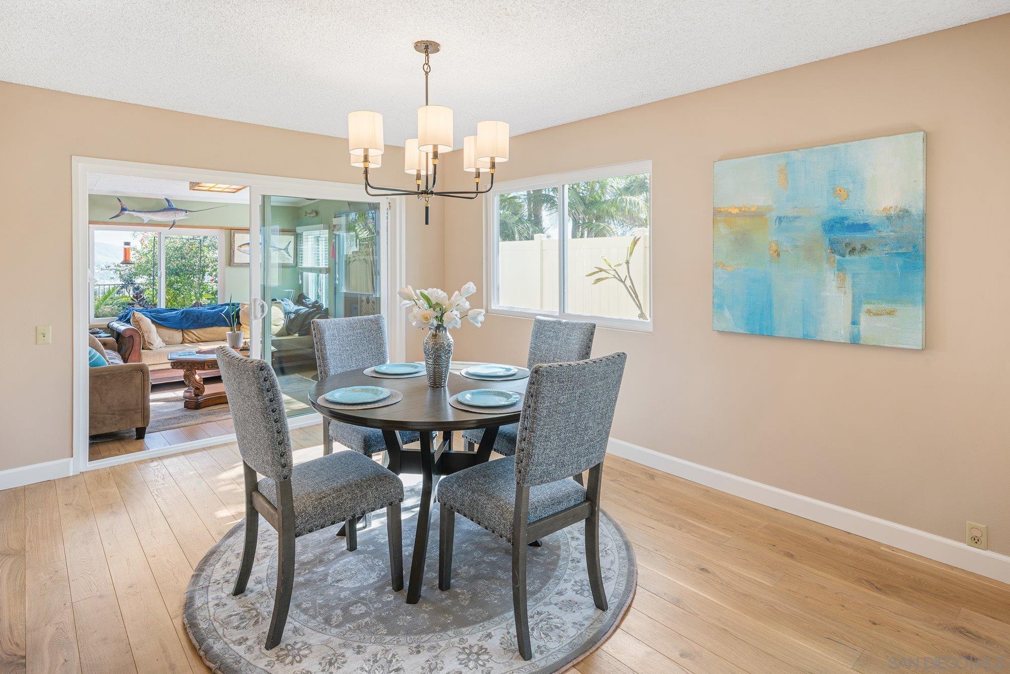 Detail Gallery Image 11 of 55 For 7945  Shadow Hill Dr, La Mesa,  CA 91941 - 3 Beds | 2 Baths