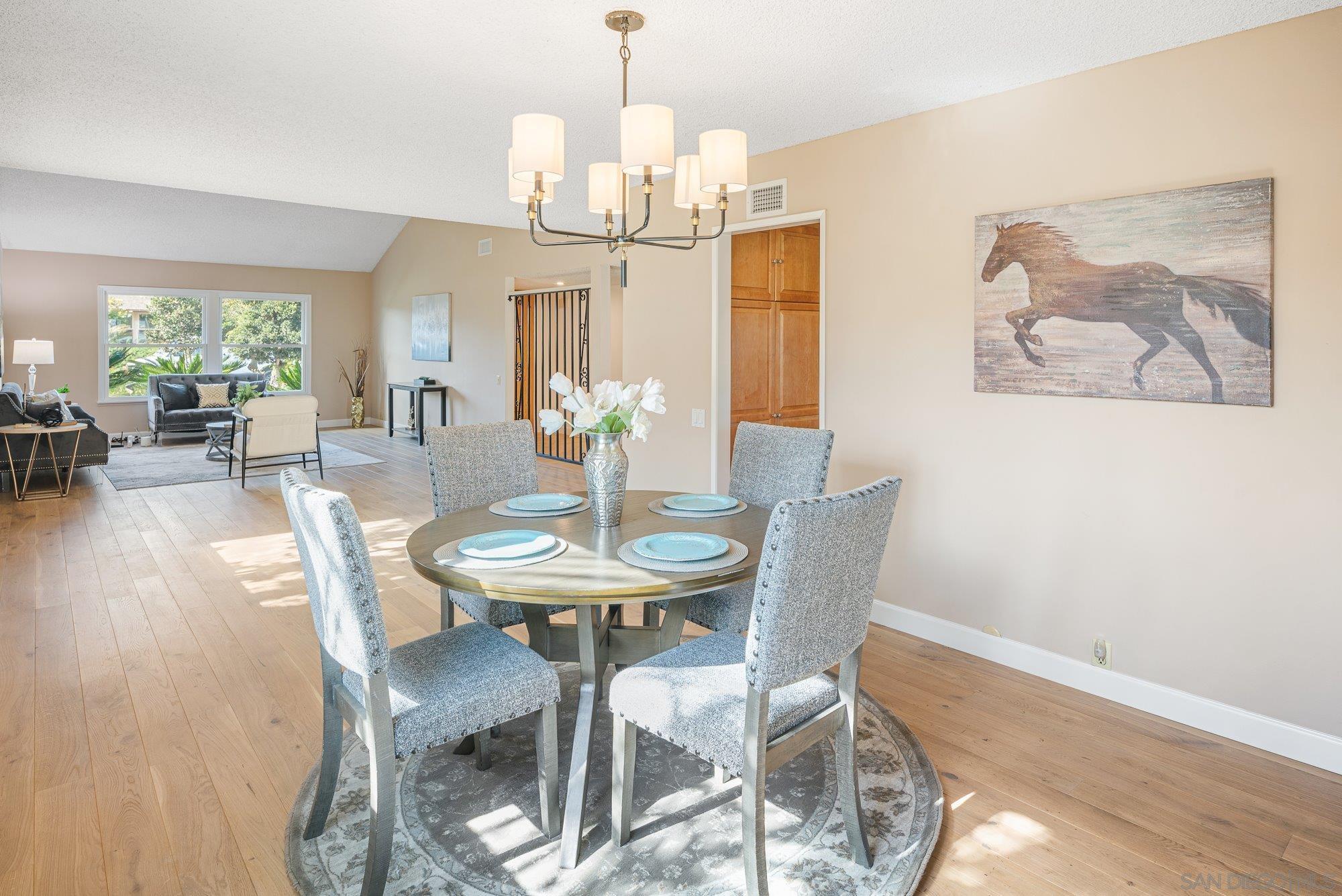 Detail Gallery Image 12 of 55 For 7945  Shadow Hill Dr, La Mesa,  CA 91941 - 3 Beds | 2 Baths