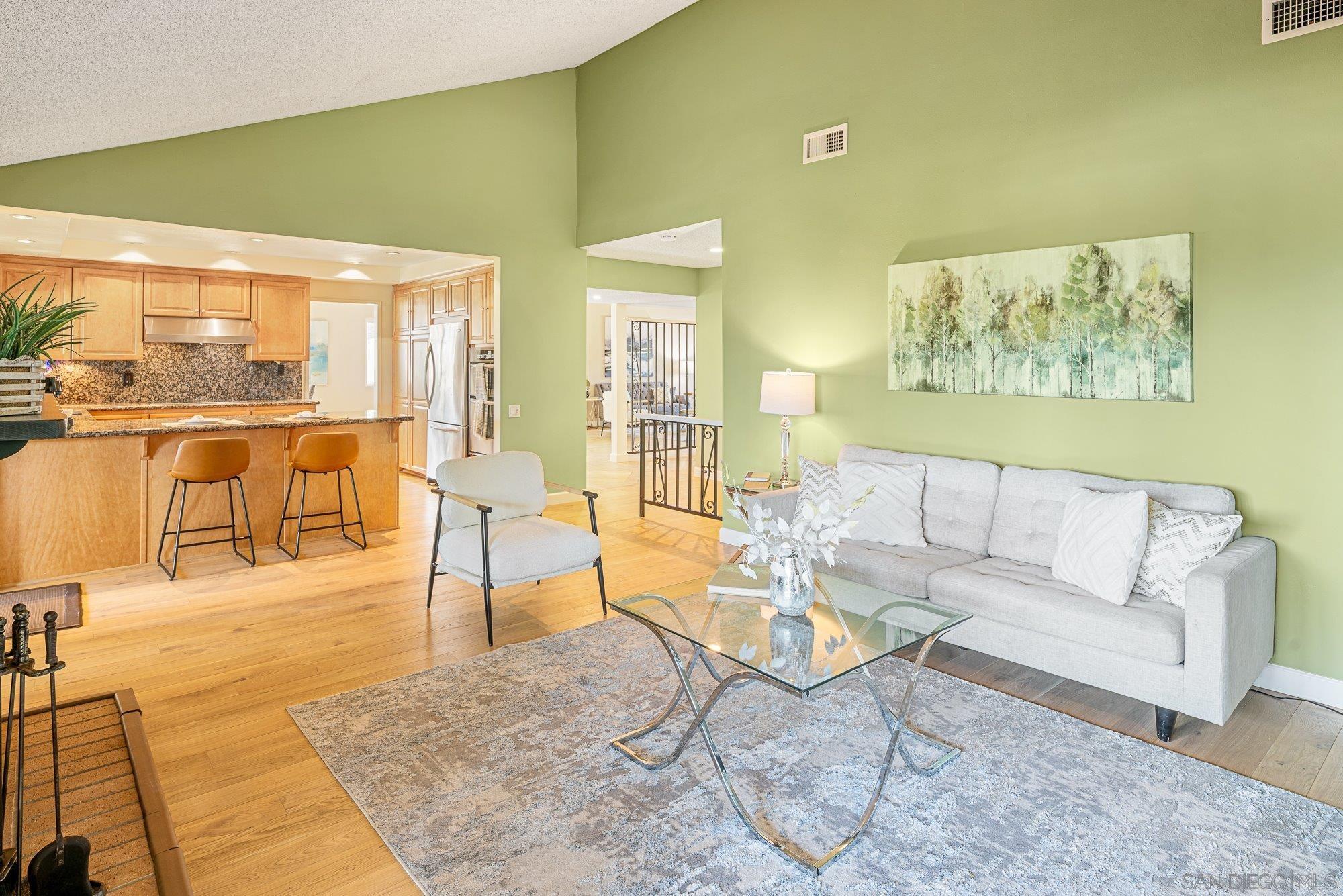 Detail Gallery Image 23 of 55 For 7945  Shadow Hill Dr, La Mesa,  CA 91941 - 3 Beds | 2 Baths