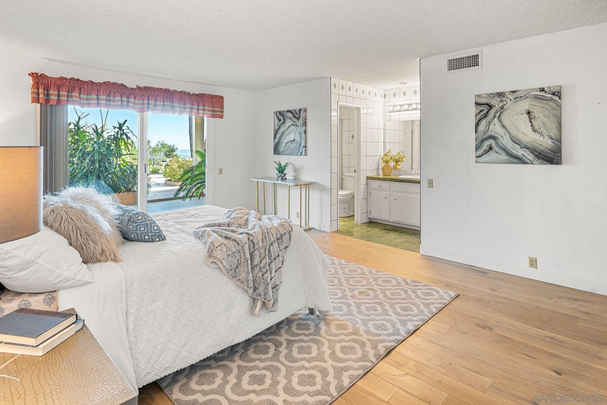 Detail Gallery Image 27 of 55 For 7945  Shadow Hill Dr, La Mesa,  CA 91941 - 3 Beds | 2 Baths