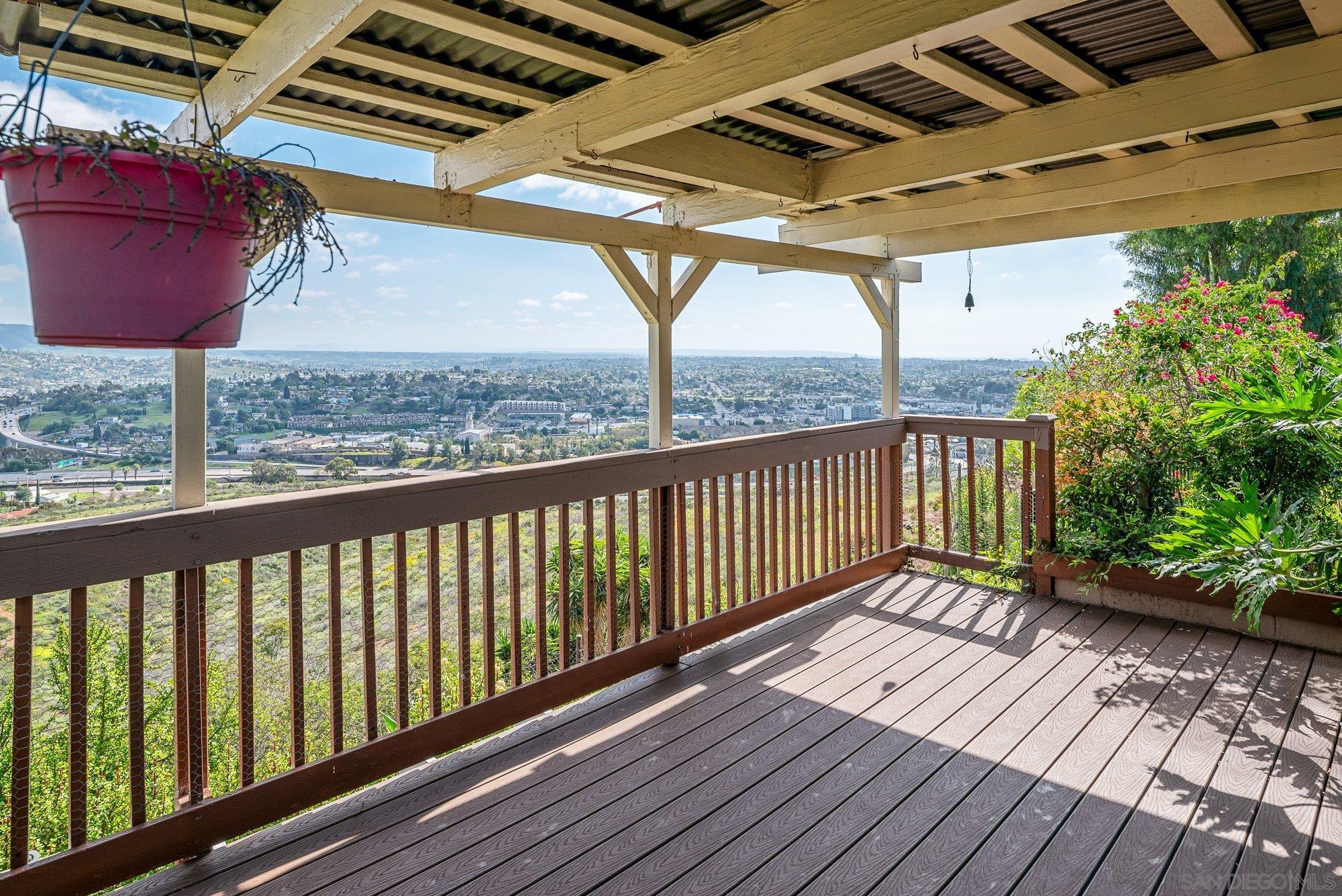 Detail Gallery Image 42 of 55 For 7945  Shadow Hill Dr, La Mesa,  CA 91941 - 3 Beds | 2 Baths