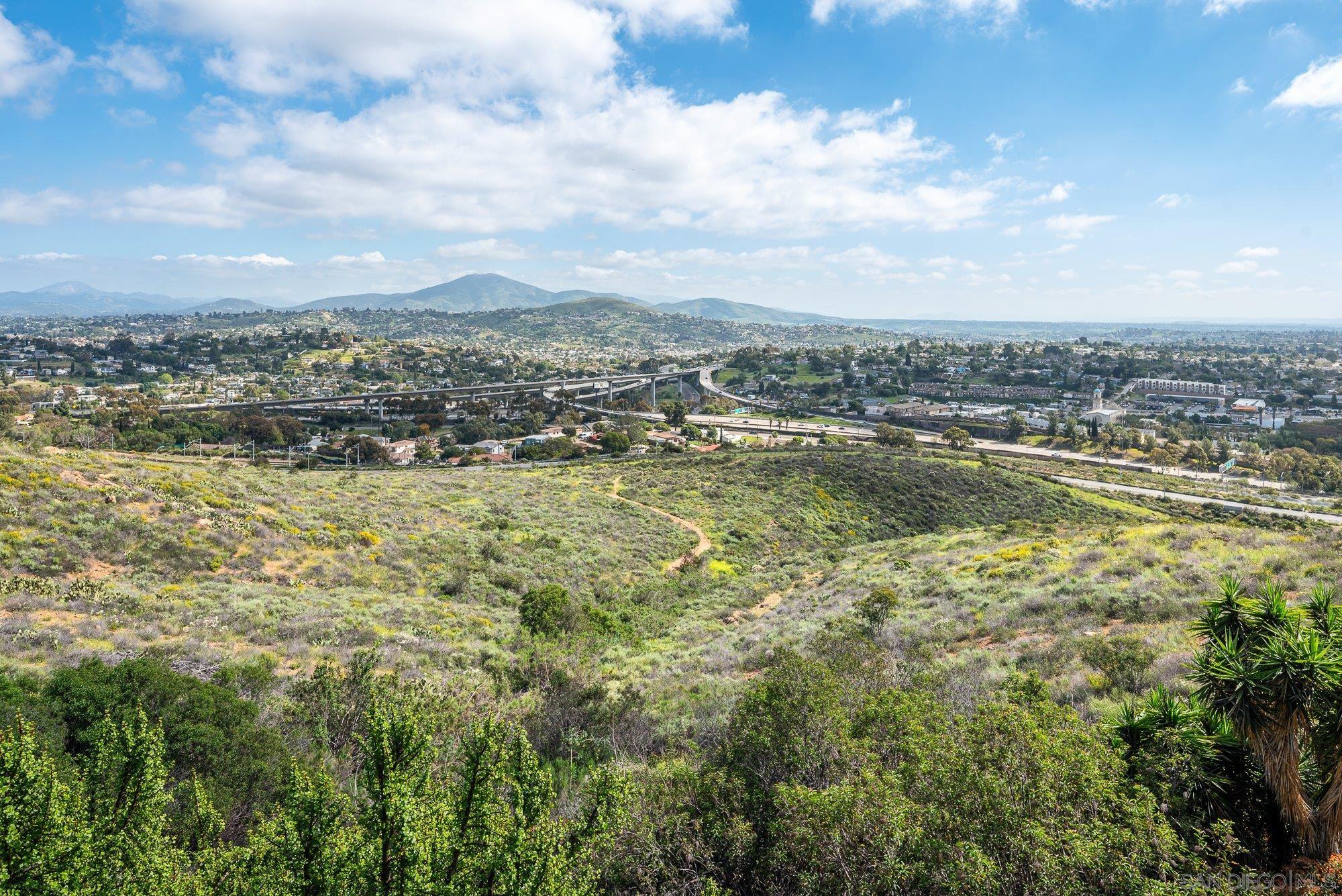 Detail Gallery Image 44 of 55 For 7945  Shadow Hill Dr, La Mesa,  CA 91941 - 3 Beds | 2 Baths