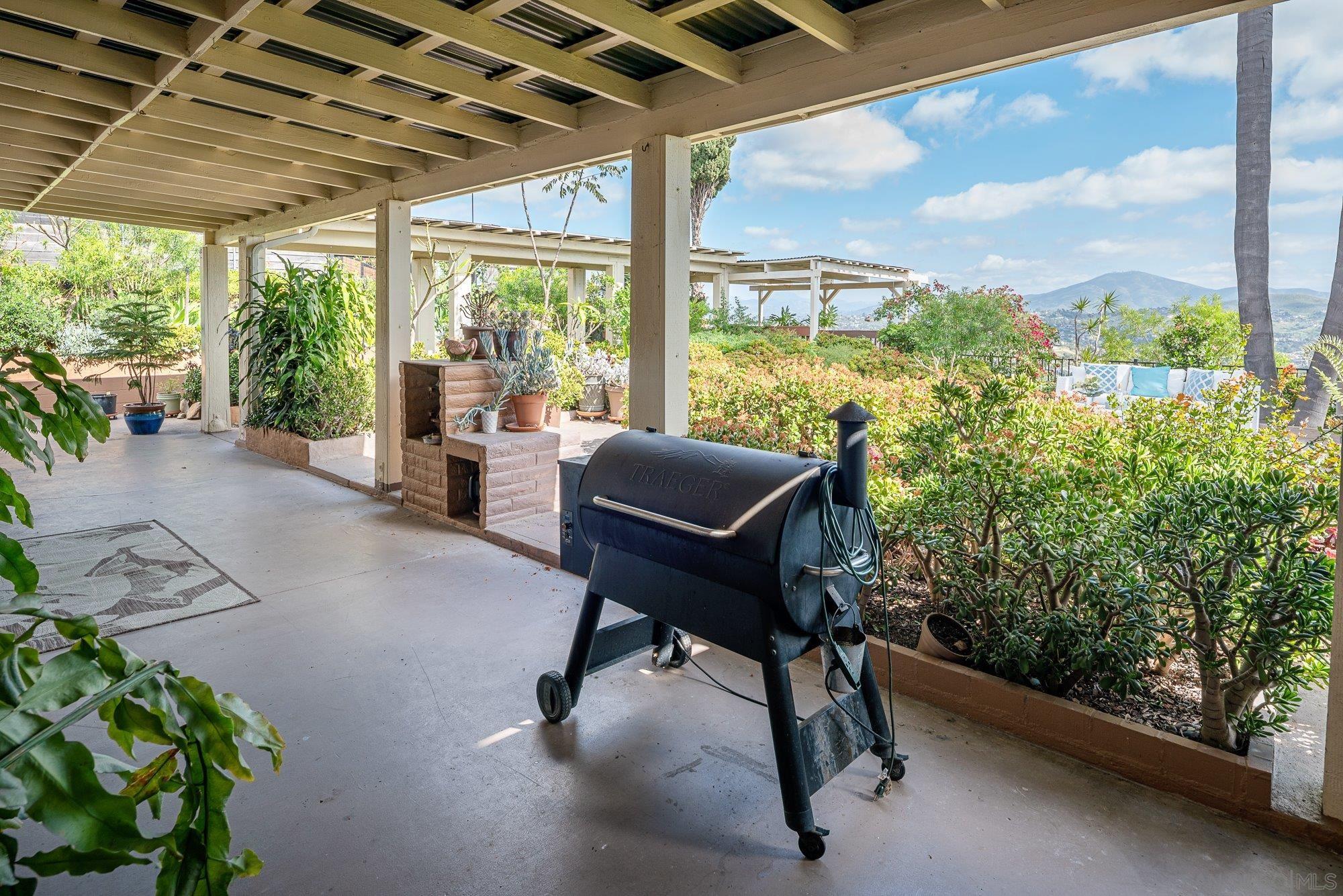 Detail Gallery Image 49 of 55 For 7945  Shadow Hill Dr, La Mesa,  CA 91941 - 3 Beds | 2 Baths