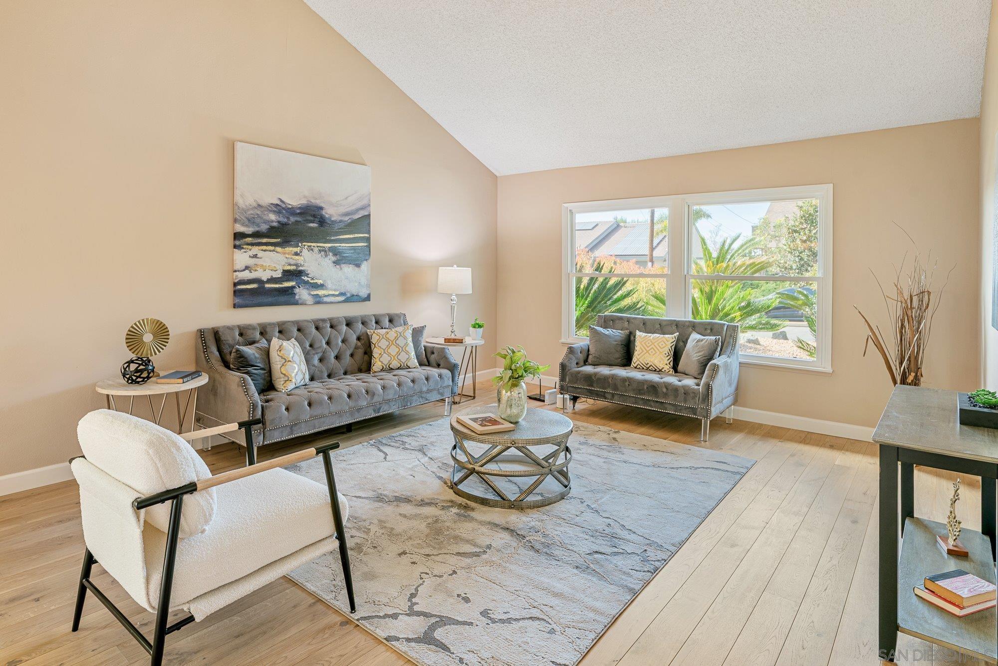 Detail Gallery Image 7 of 55 For 7945  Shadow Hill Dr, La Mesa,  CA 91941 - 3 Beds | 2 Baths