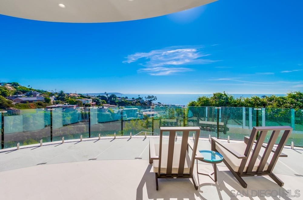 Detail Gallery Image 11 of 62 For 6125  Terryhill Dr, La Jolla,  CA 92037 - 5 Beds | 6/1 Baths