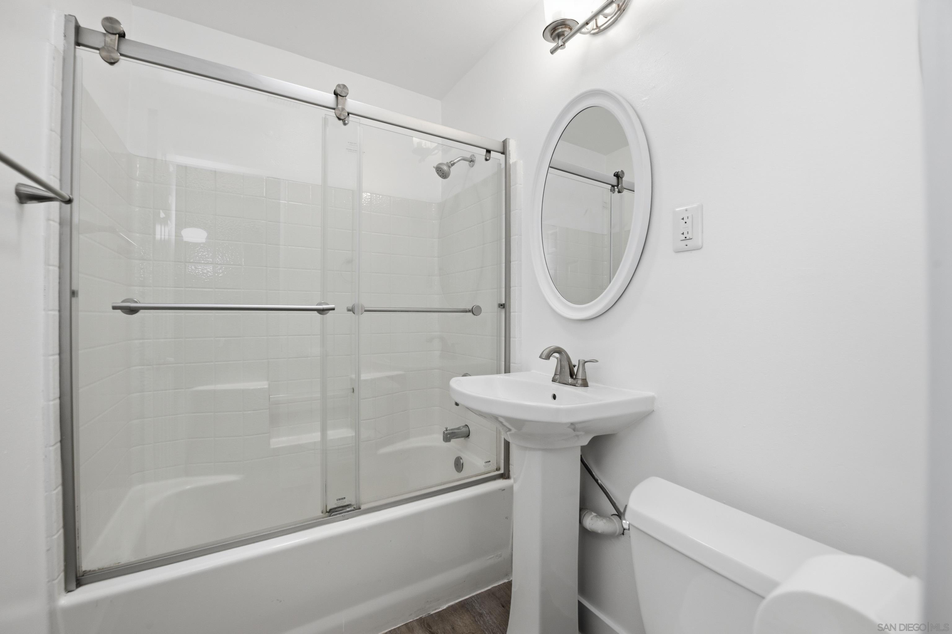 Detail Gallery Image 19 of 39 For 4003  Paula St, La Mesa,  CA 91941 - 5 Beds | 4/1 Baths