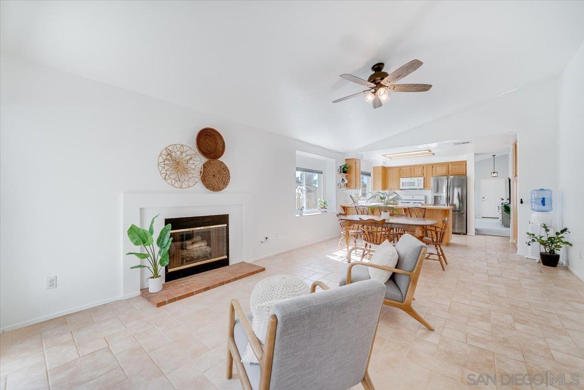 Detail Gallery Image 17 of 58 For 31950  via Tafalla, Temecula,  CA 92592 - 3 Beds | 2 Baths