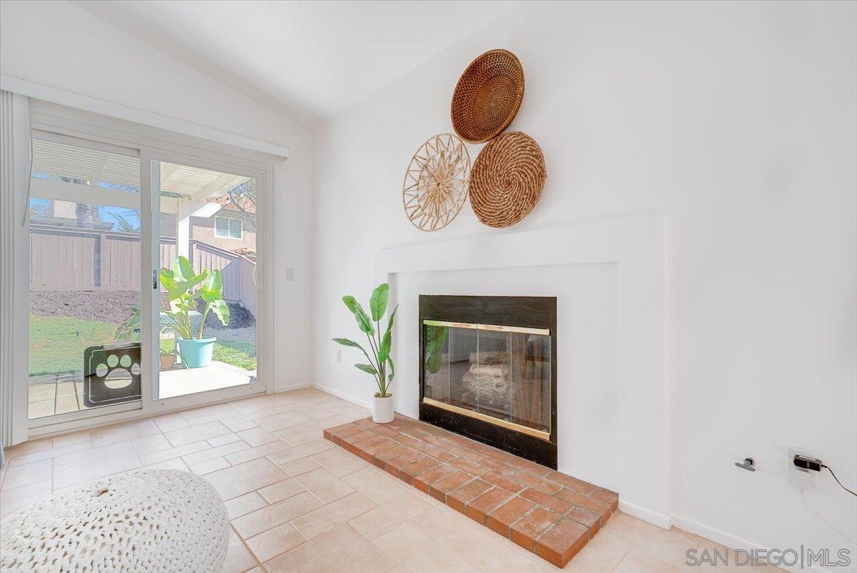 Detail Gallery Image 19 of 58 For 31950  via Tafalla, Temecula,  CA 92592 - 3 Beds | 2 Baths