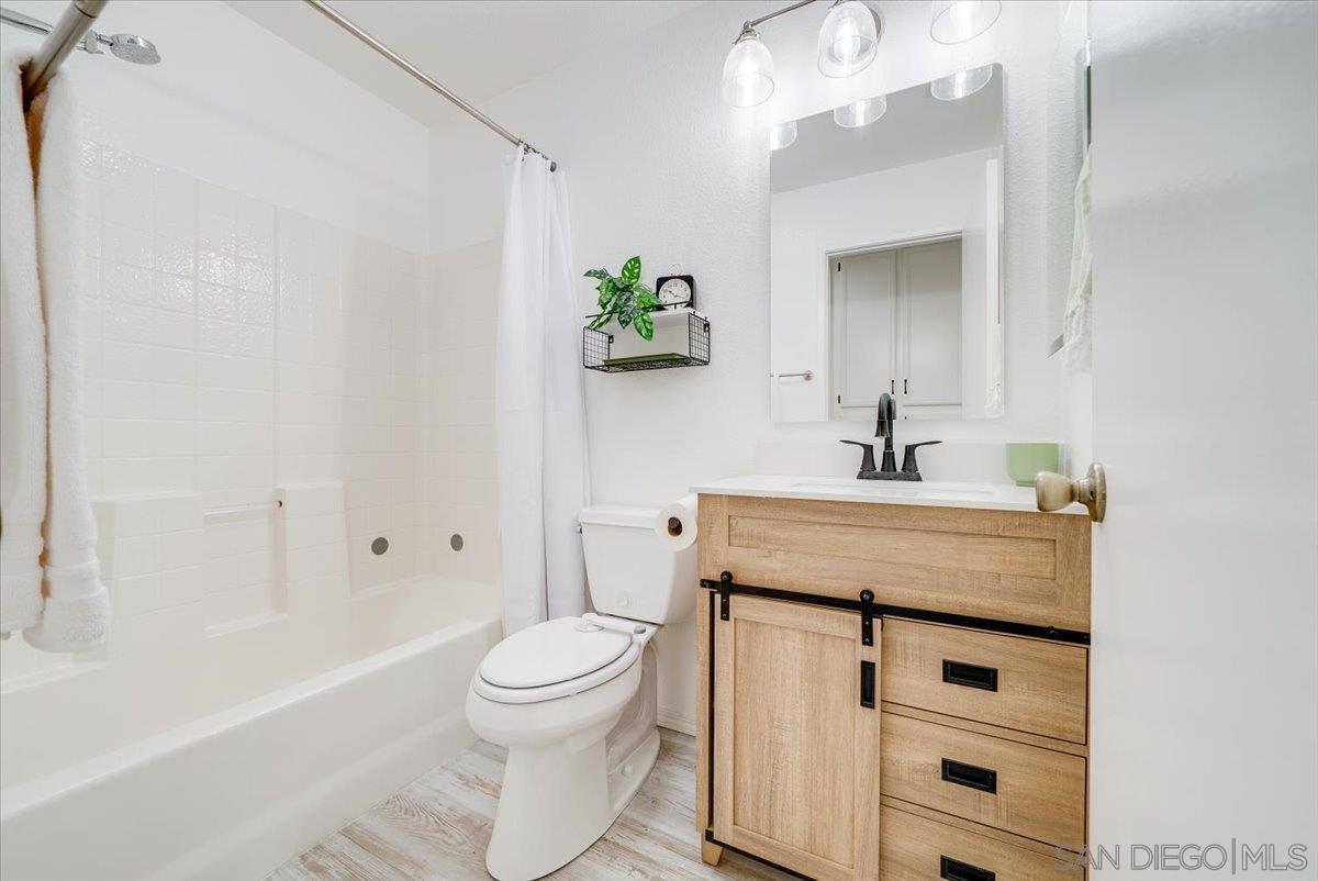 Detail Gallery Image 21 of 58 For 31950  via Tafalla, Temecula,  CA 92592 - 3 Beds | 2 Baths