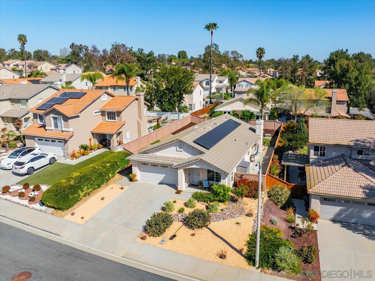 Detail Gallery Image 4 of 58 For 31950  via Tafalla, Temecula,  CA 92592 - 3 Beds | 2 Baths