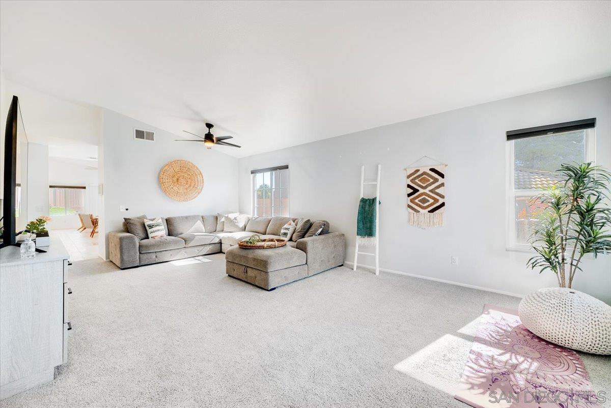 Detail Gallery Image 6 of 58 For 31950  via Tafalla, Temecula,  CA 92592 - 3 Beds | 2 Baths