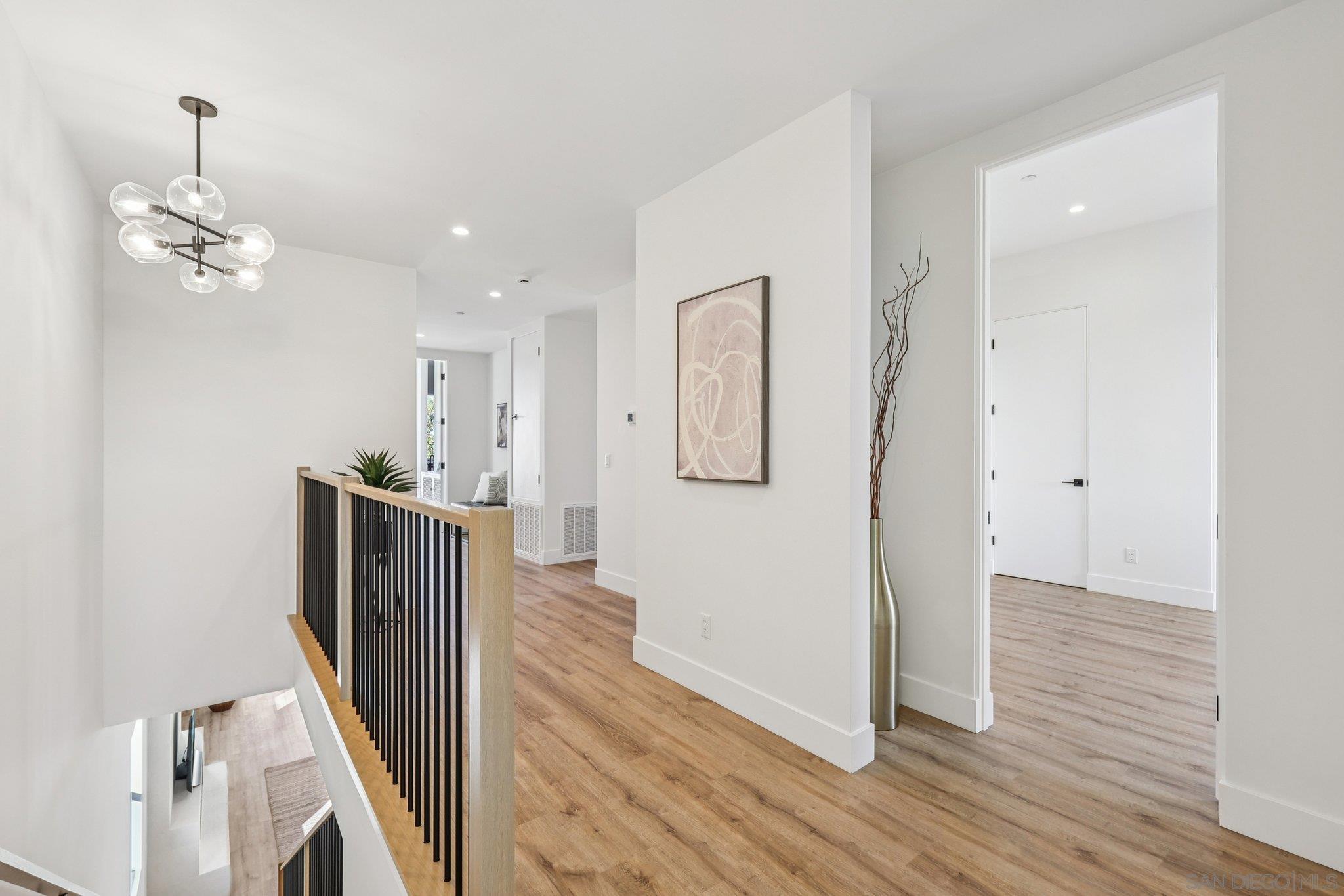 Detail Gallery Image 20 of 54 For 1860  Illion, San Diego,  CA 92110 - 4 Beds | 3/1 Baths