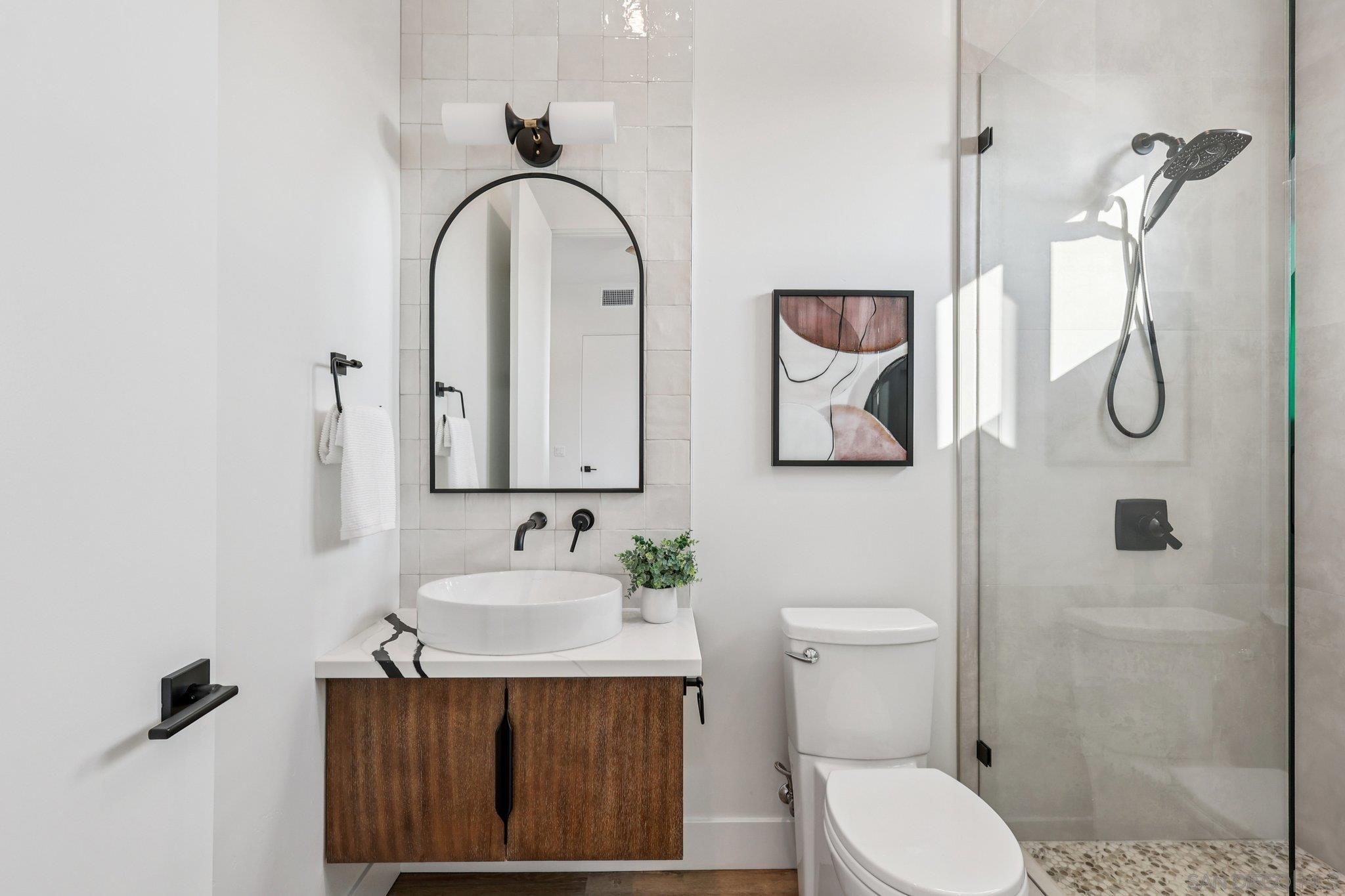 Detail Gallery Image 29 of 54 For 1860  Illion, San Diego,  CA 92110 - 4 Beds | 3/1 Baths