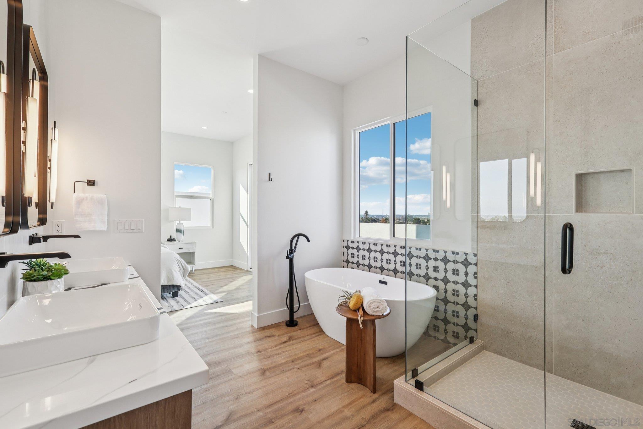 Detail Gallery Image 34 of 54 For 1860  Illion, San Diego,  CA 92110 - 4 Beds | 3/1 Baths