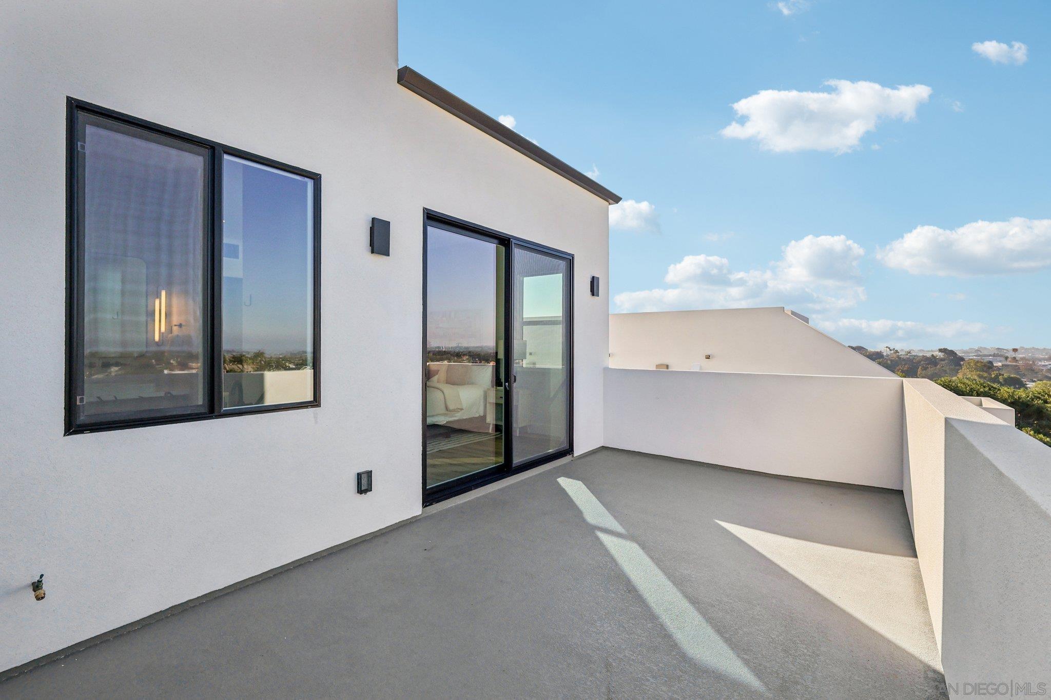 Detail Gallery Image 43 of 54 For 1860  Illion, San Diego,  CA 92110 - 4 Beds | 3/1 Baths