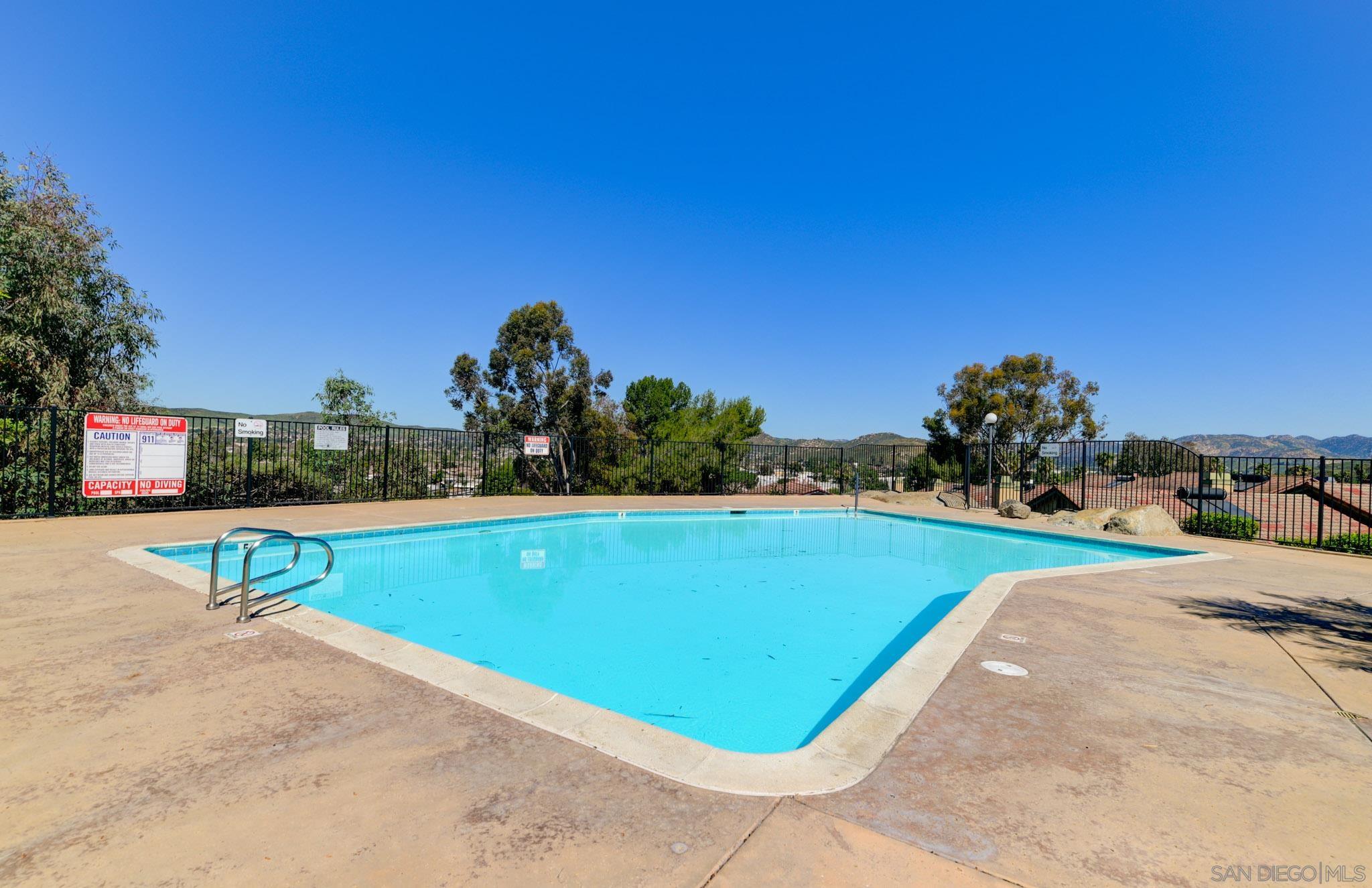 Detail Gallery Image 24 of 25 For 10790  Riderwood Ter  #D,  Santee,  CA 92071 - 3 Beds | 2/1 Baths