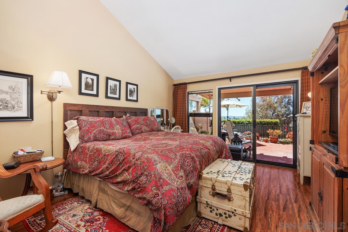 Detail Gallery Image 18 of 31 For 15601  via Marchena, San Diego,  CA 92128 - 2 Beds | 2 Baths