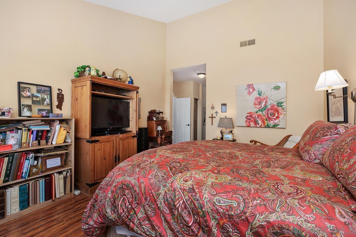 Detail Gallery Image 19 of 31 For 15601  via Marchena, San Diego,  CA 92128 - 2 Beds | 2 Baths