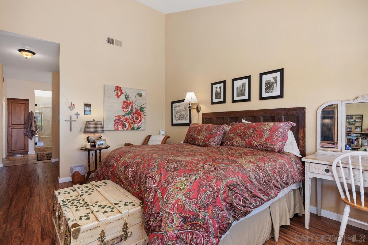 Detail Gallery Image 20 of 31 For 15601  via Marchena, San Diego,  CA 92128 - 2 Beds | 2 Baths