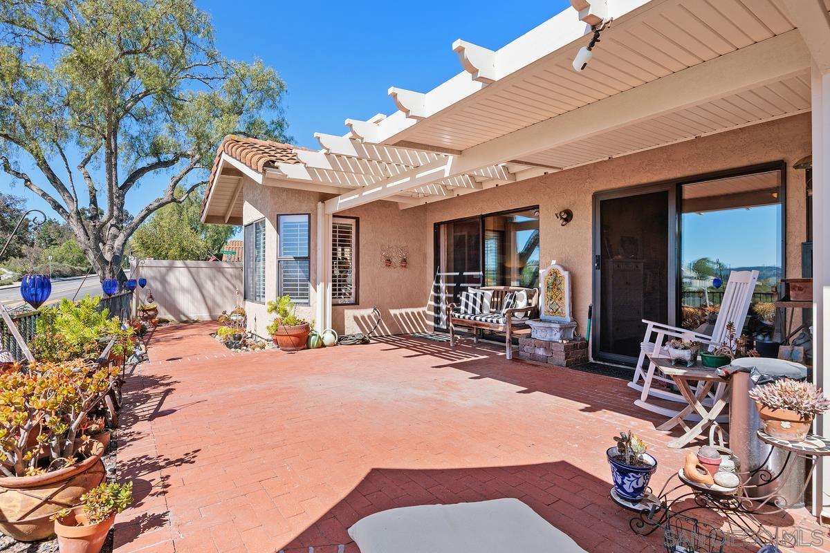 Detail Gallery Image 28 of 31 For 15601  via Marchena, San Diego,  CA 92128 - 2 Beds | 2 Baths