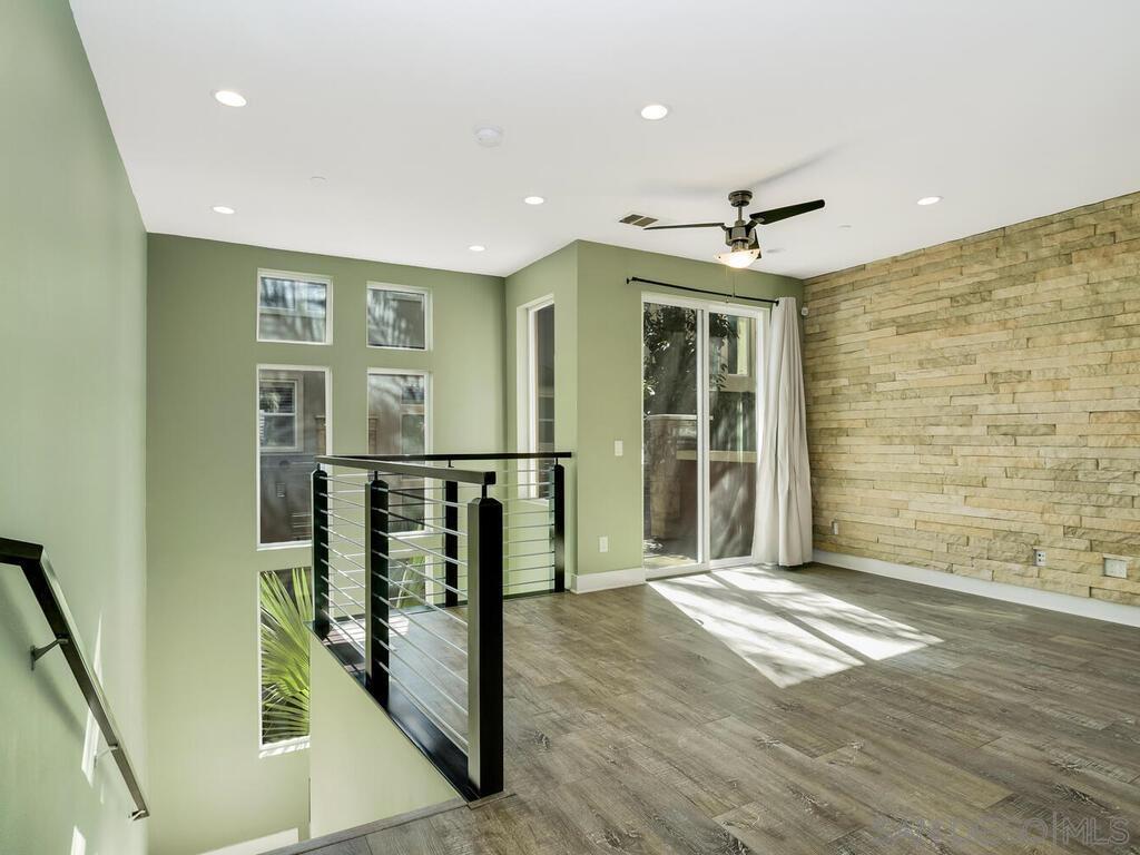 Detail Gallery Image 2 of 38 For 7772  Stylus Drive, San Diego,  CA 92108 - 3 Beds | 3/1 Baths