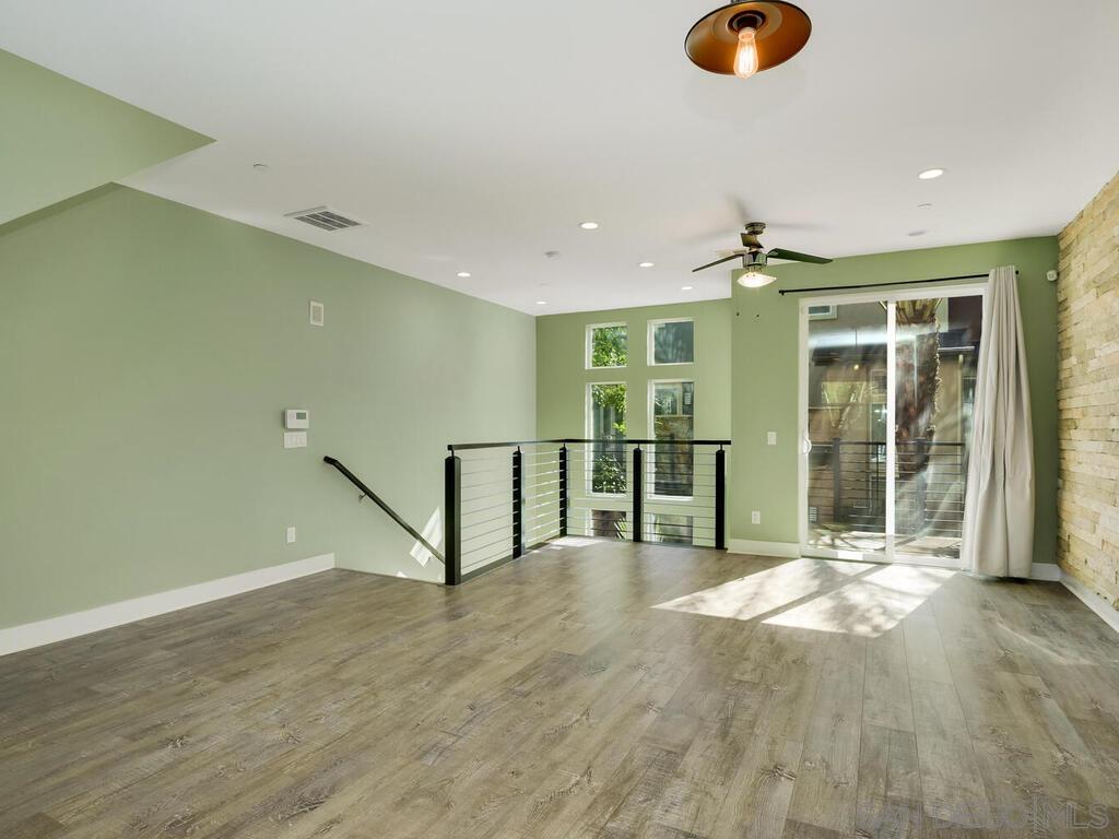 Detail Gallery Image 3 of 38 For 7772  Stylus Drive, San Diego,  CA 92108 - 3 Beds | 3/1 Baths