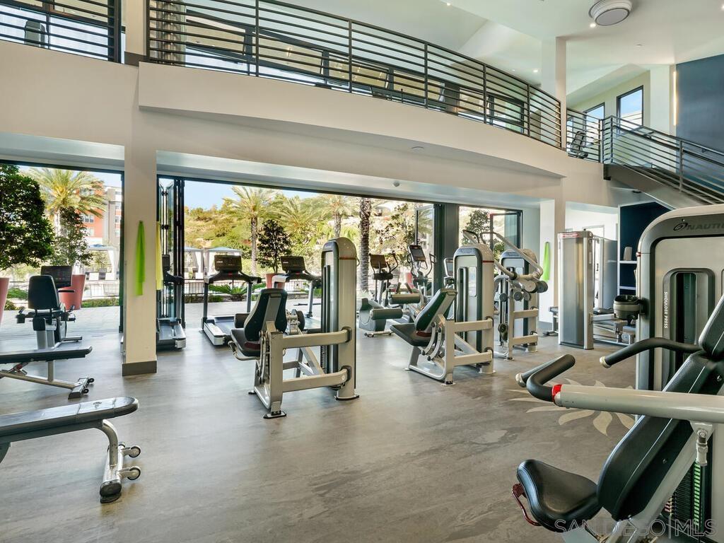 Detail Gallery Image 35 of 38 For 7772  Stylus Drive, San Diego,  CA 92108 - 3 Beds | 3/1 Baths