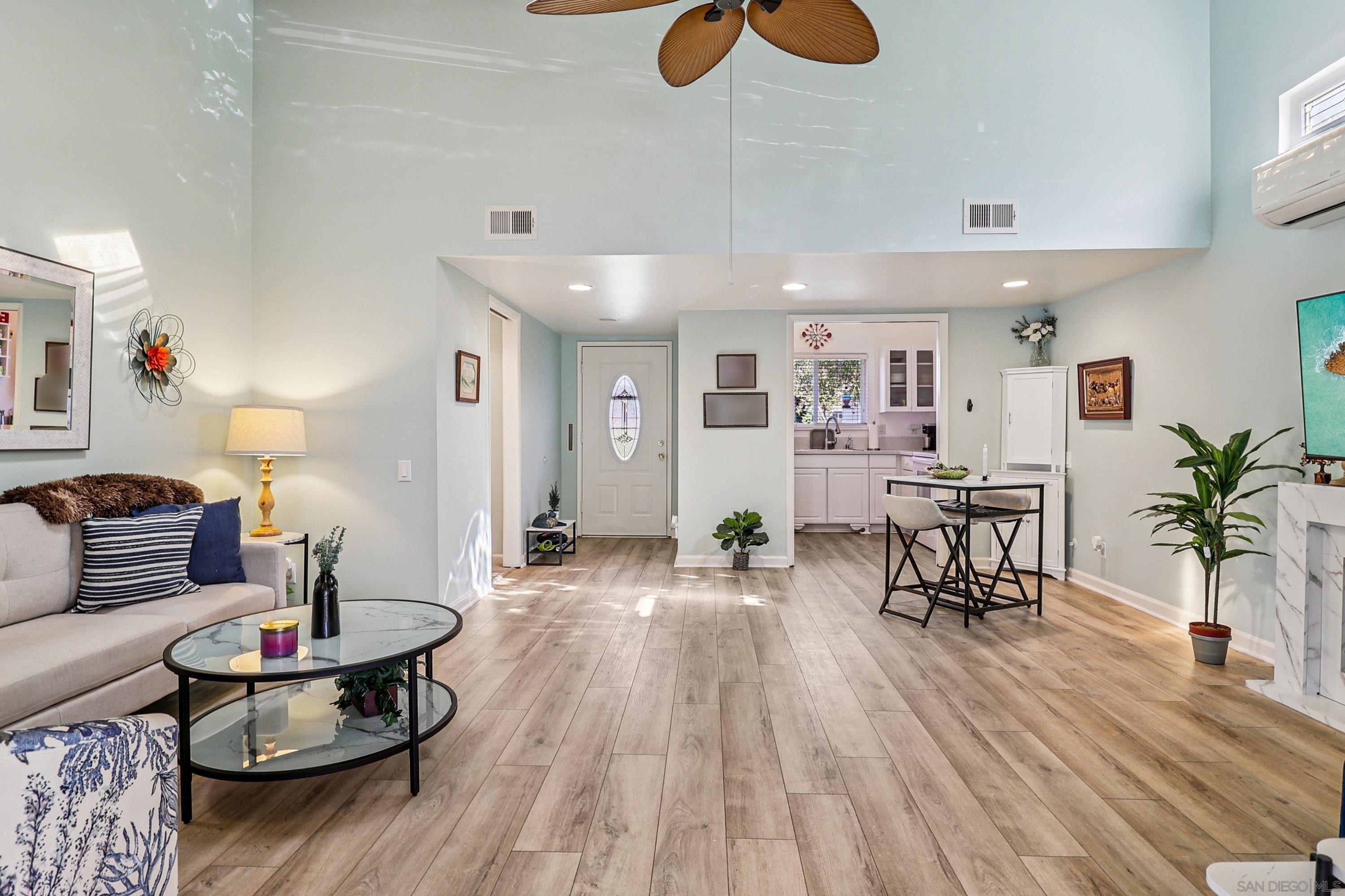 Detail Gallery Image 7 of 28 For 3760  Vista Campana S  #72,  Oceanside,  CA 92057 - 2 Beds | 1 Baths