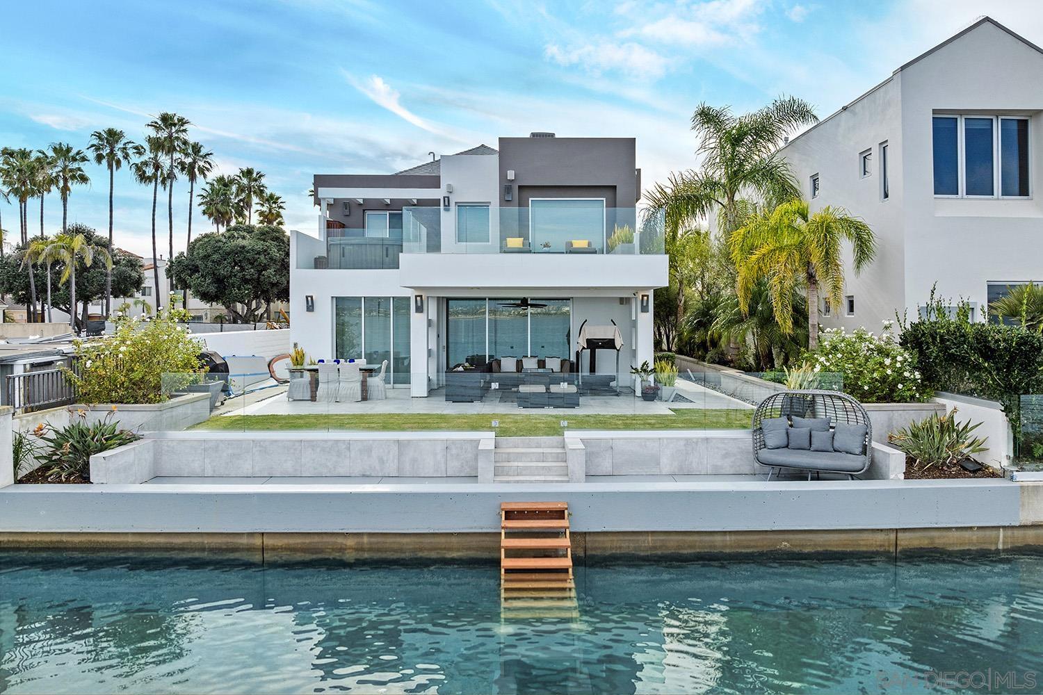 Front Image Thumbnail for SD260005977