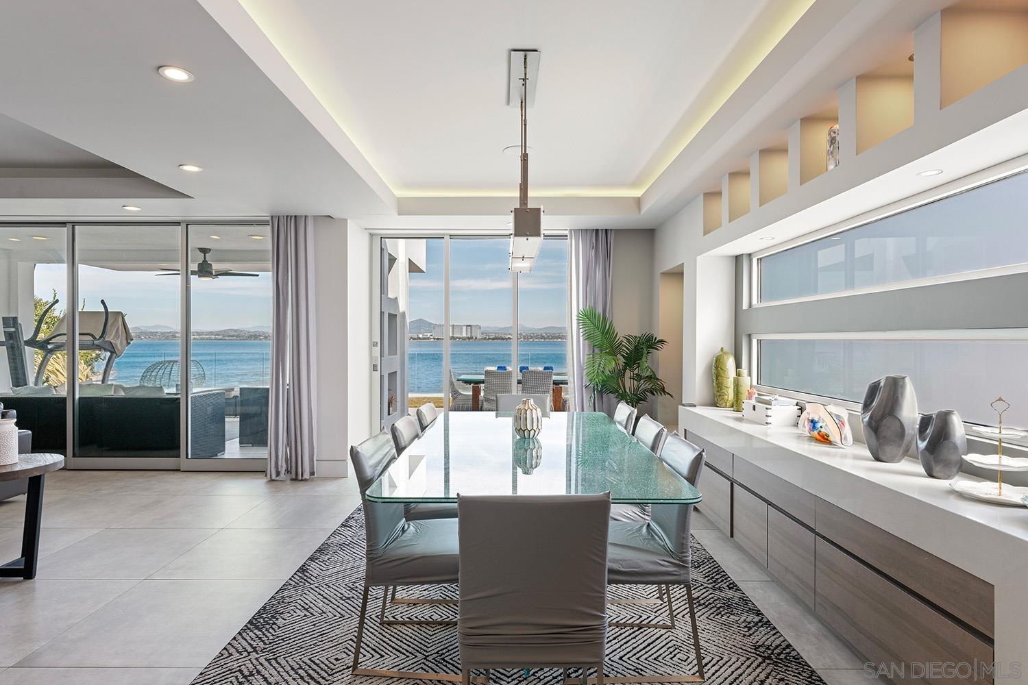 Detail Gallery Image 13 of 62 For 5  Spinnaker Way, Coronado,  CA 92118 - 4 Beds | 4/1 Baths