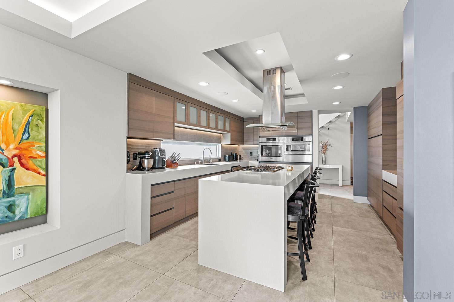 Detail Gallery Image 18 of 62 For 5  Spinnaker Way, Coronado,  CA 92118 - 4 Beds | 4/1 Baths