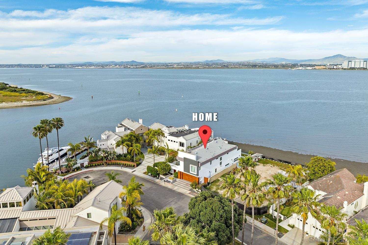 Detail Gallery Image 3 of 61 For 5  Spinnaker Way, Coronado,  CA 92118 - 4 Beds | 4/1 Baths