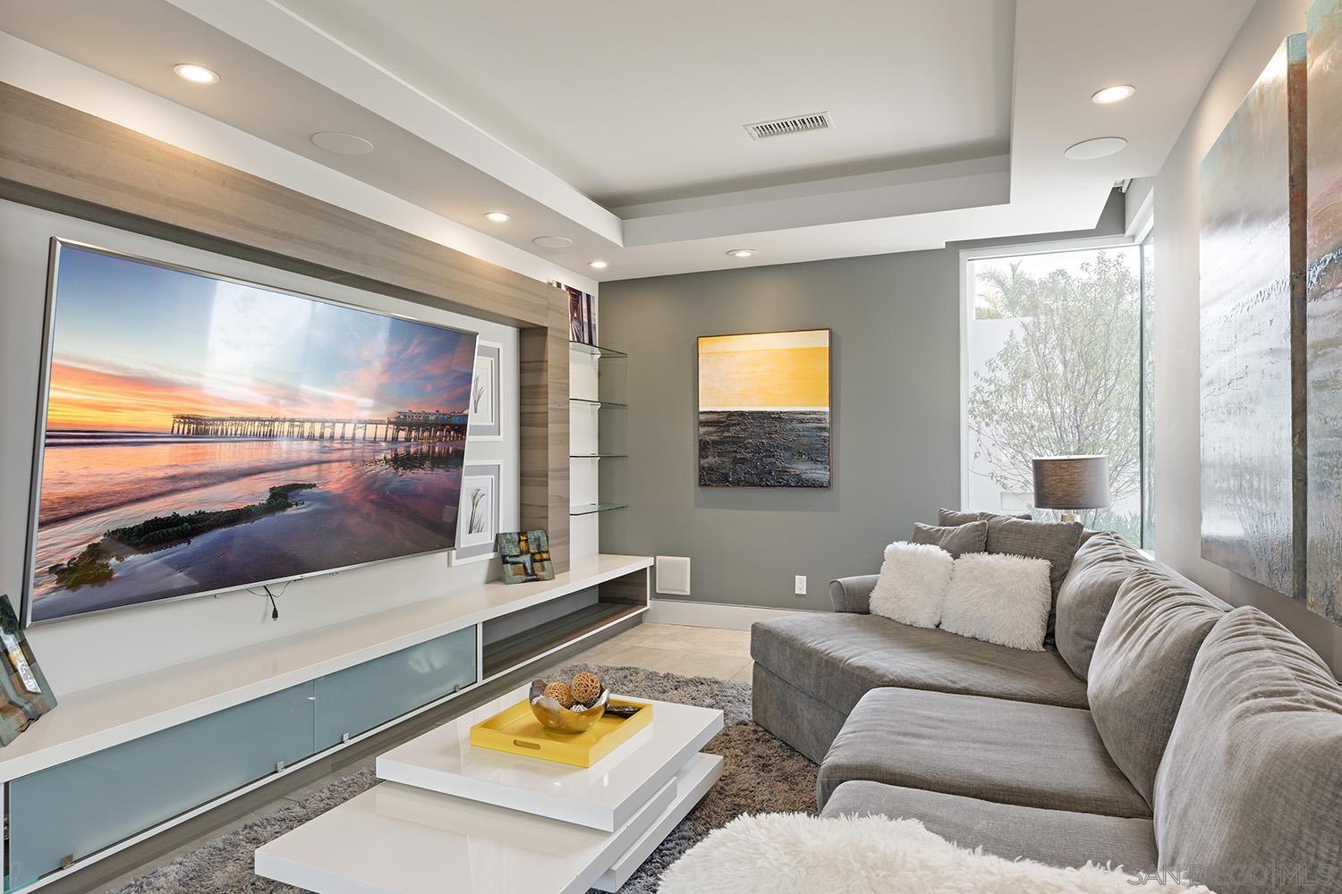 Detail Gallery Image 28 of 62 For 5  Spinnaker Way, Coronado,  CA 92118 - 4 Beds | 4/1 Baths