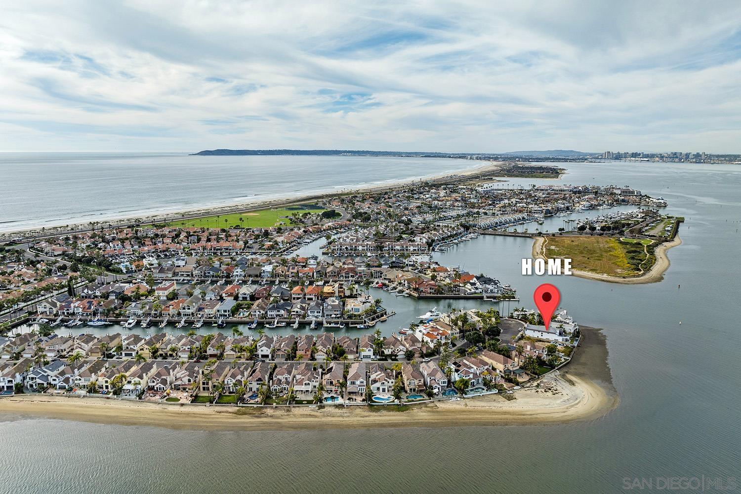 Detail Gallery Image 4 of 61 For 5  Spinnaker Way, Coronado,  CA 92118 - 4 Beds | 4/1 Baths