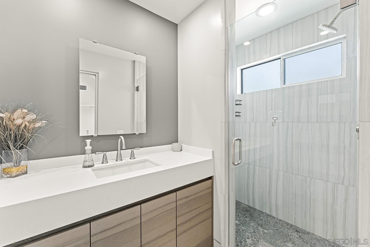 Detail Gallery Image 47 of 61 For 5  Spinnaker Way, Coronado,  CA 92118 - 4 Beds | 4/1 Baths