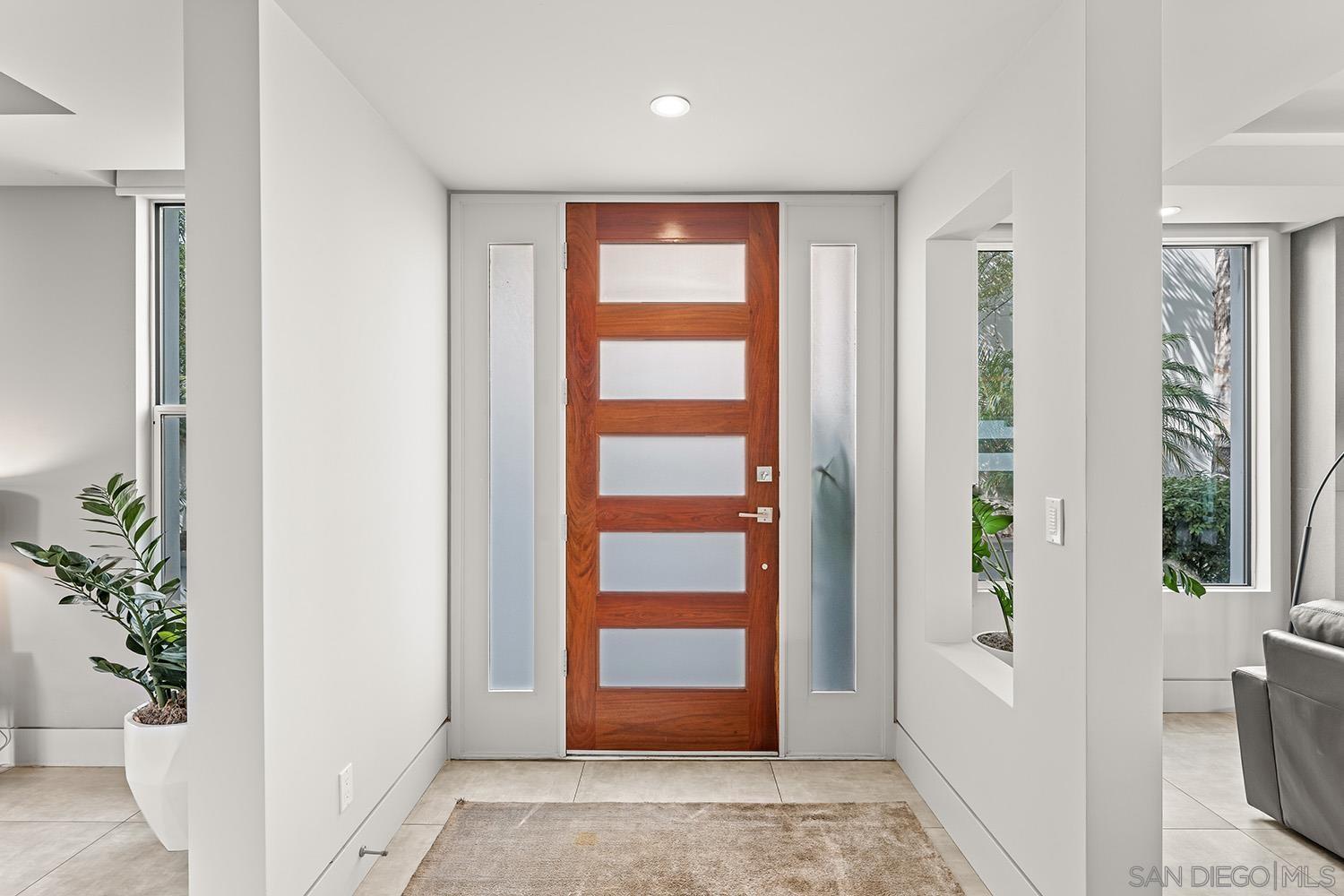 Detail Gallery Image 53 of 61 For 5  Spinnaker Way, Coronado,  CA 92118 - 4 Beds | 4/1 Baths