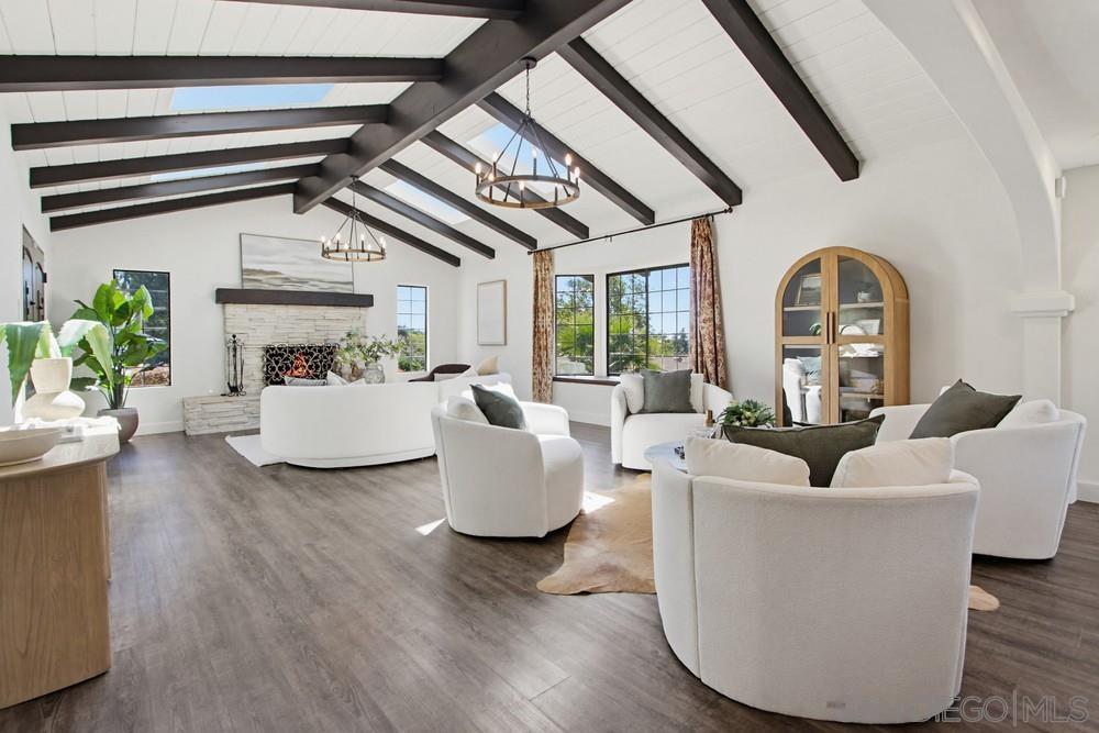 Detail Gallery Image 14 of 68 For 2024  Grandview Rd, Vista,  CA 92084 - 3 Beds | 2 Baths