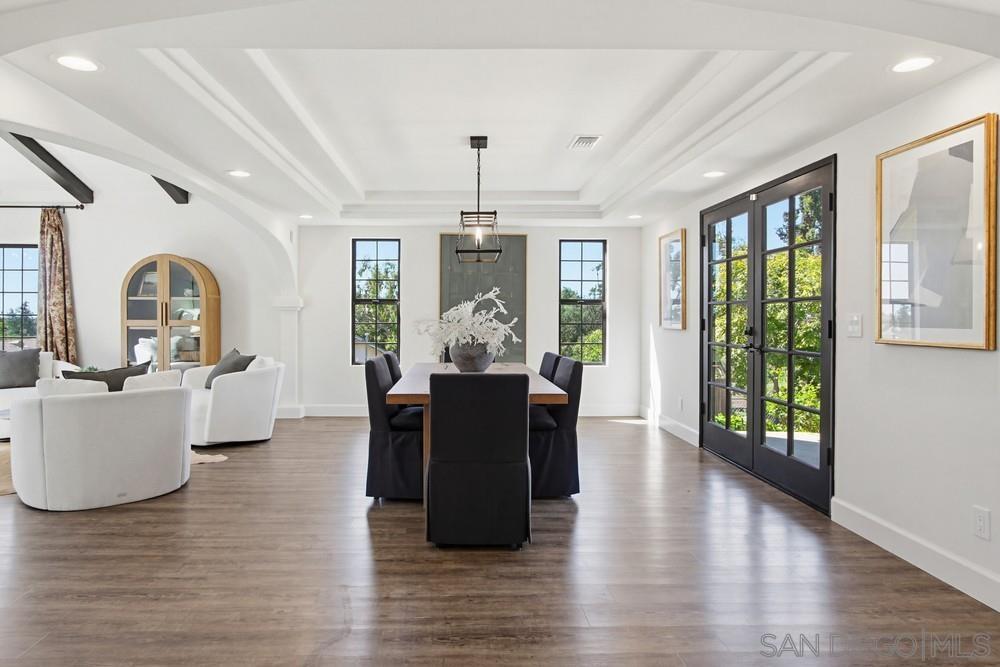 Detail Gallery Image 17 of 68 For 2024  Grandview Rd, Vista,  CA 92084 - 3 Beds | 2 Baths