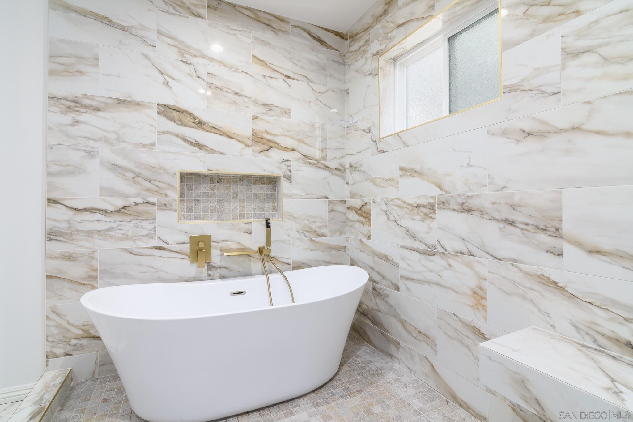 Detail Gallery Image 26 of 40 For 4150  Marine View Ave, San Diego,  CA 92113 - 3 Beds | 2/1 Baths