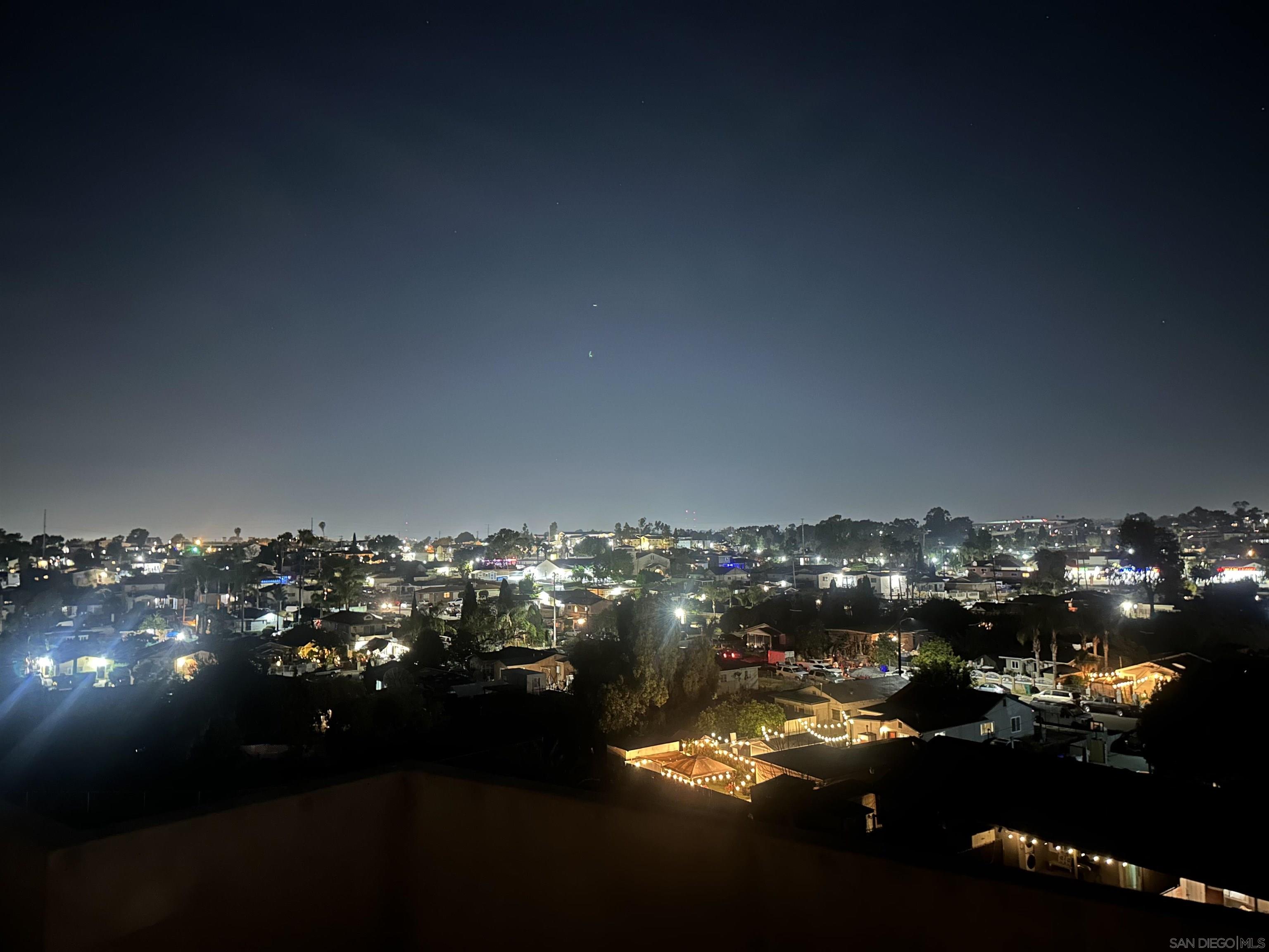 Detail Gallery Image 6 of 40 For 4150  Marine View Ave, San Diego,  CA 92113 - 3 Beds | 2/1 Baths